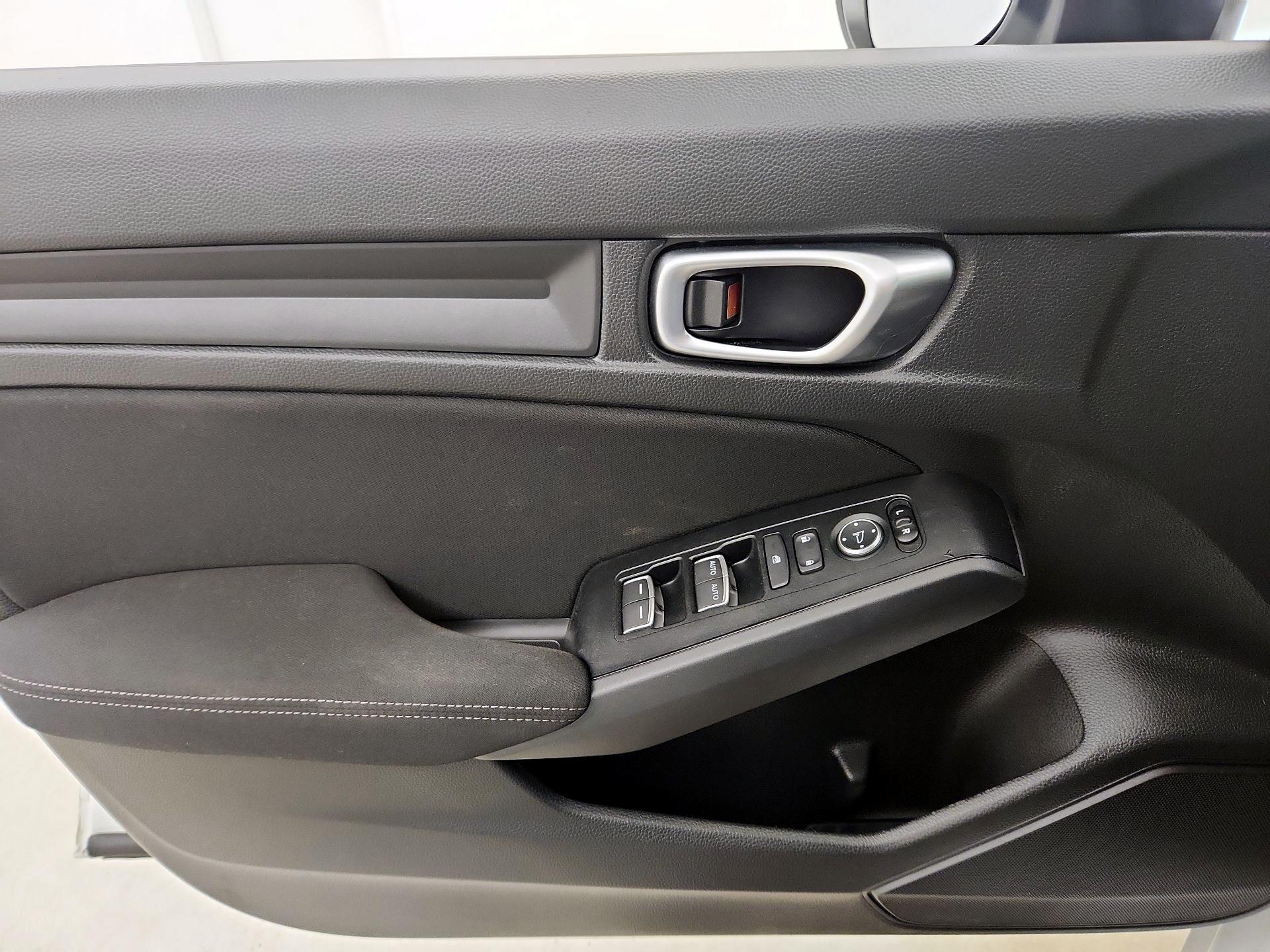 Thumbnail: 2024 Honda Civic - 10