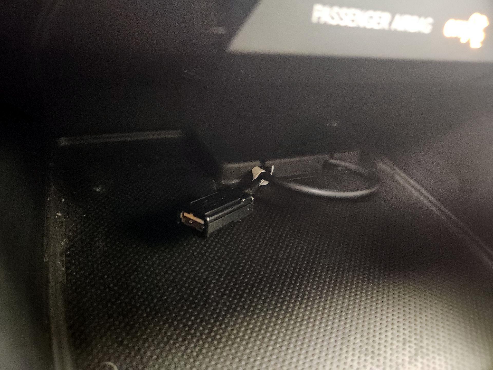 Thumbnail: 2020 Honda Civic - 18