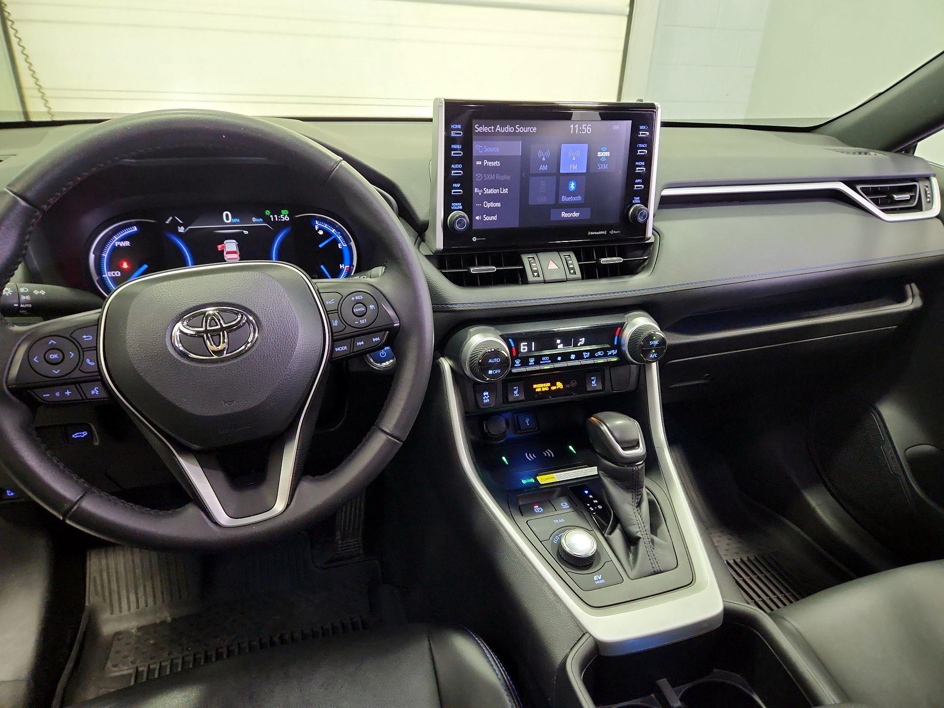 Thumbnail: 2022 Toyota RAV4 - 9