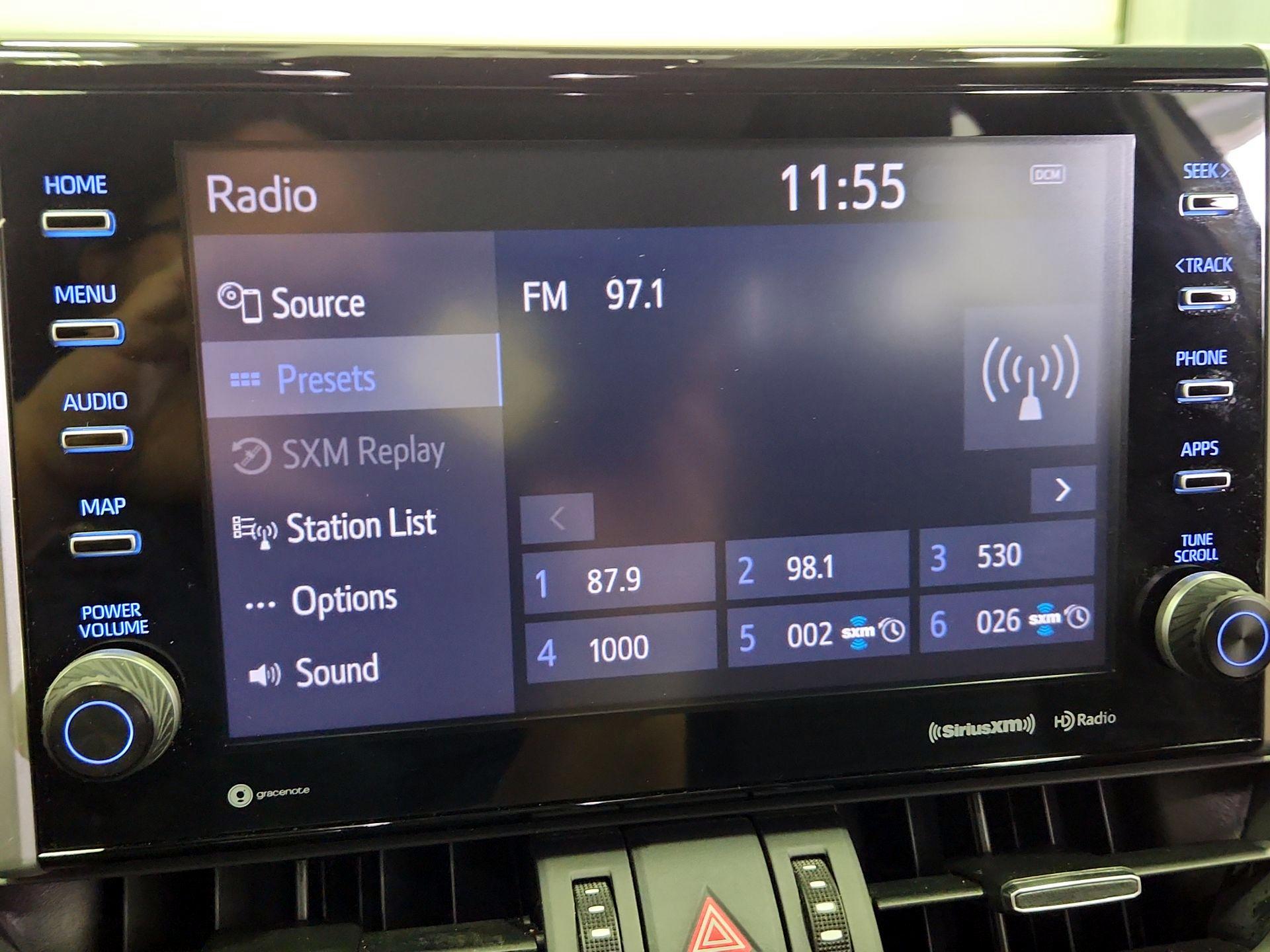 Thumbnail: 2022 Toyota RAV4 - 16