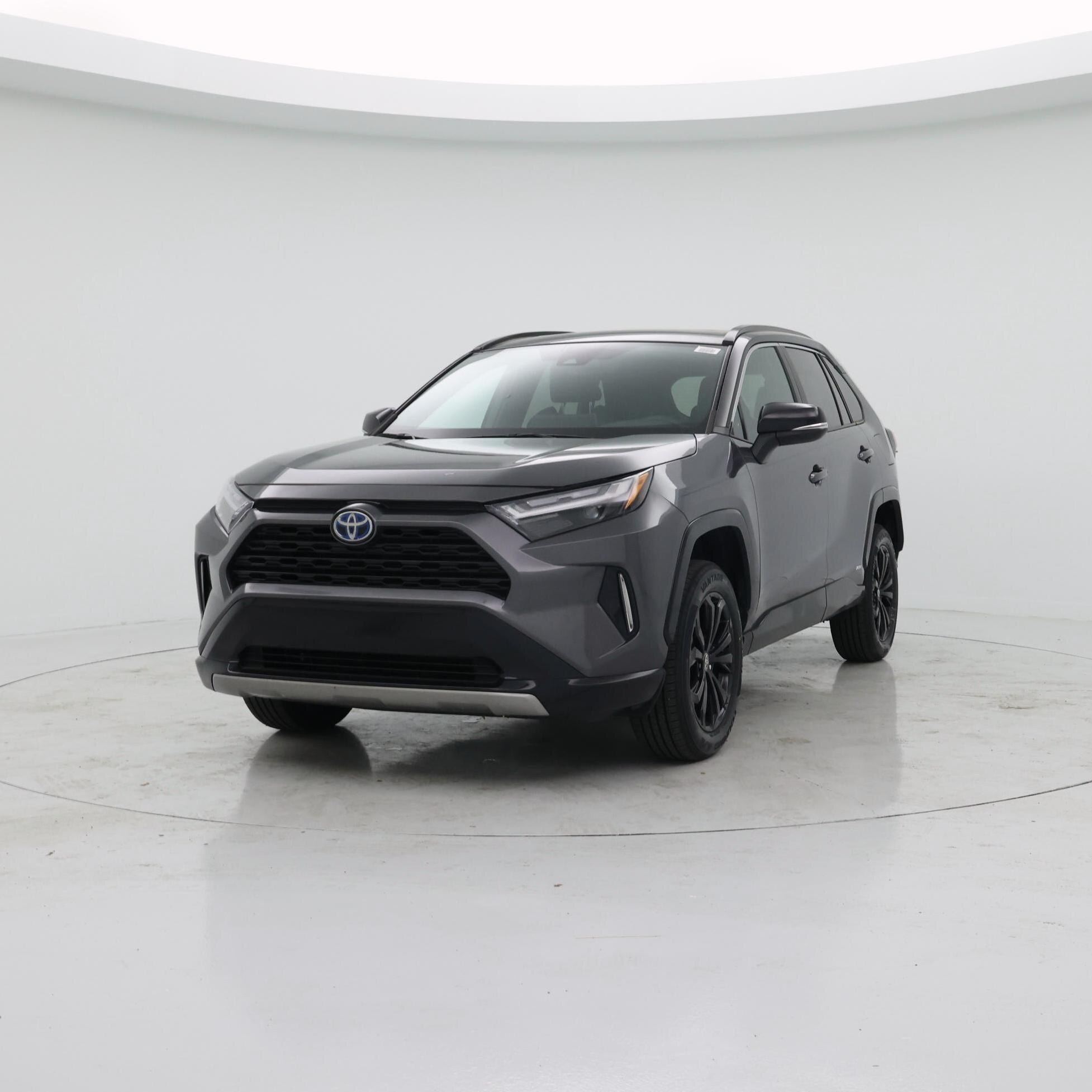 Thumbnail: 2022 Toyota RAV4 - 4