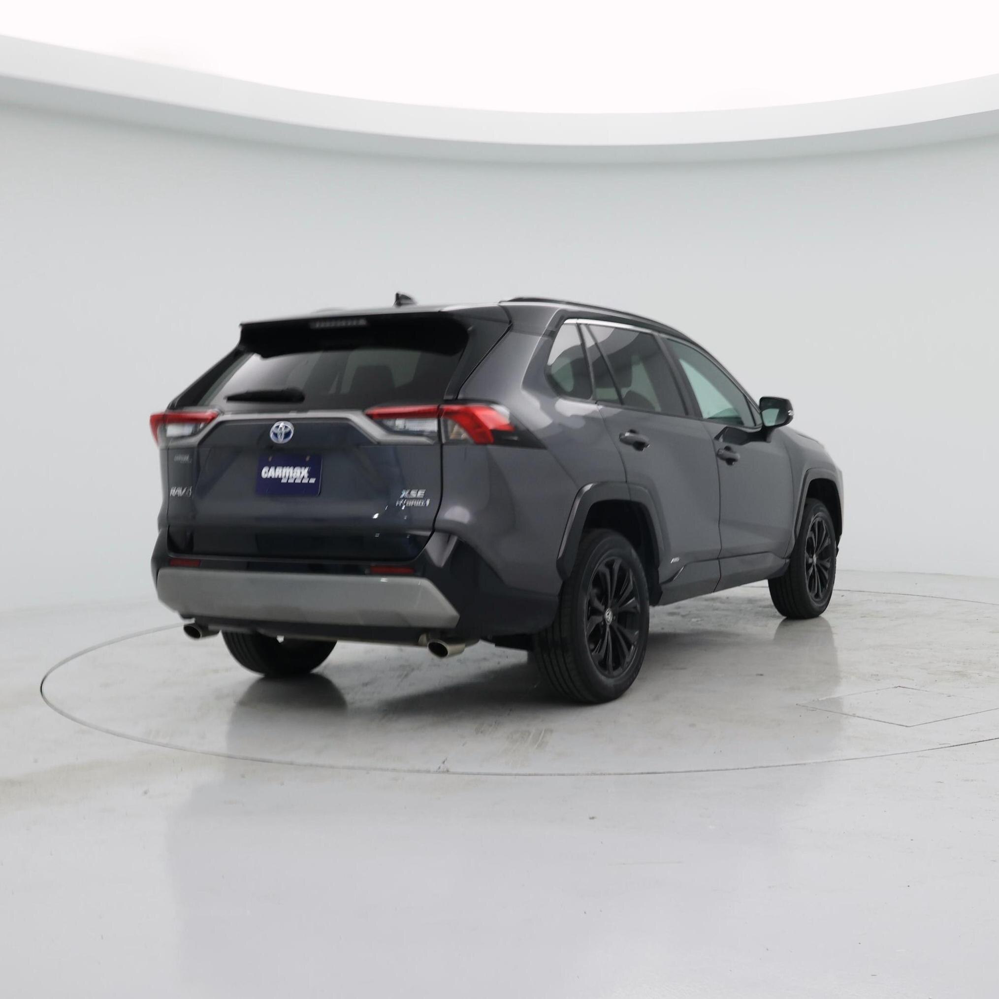 Thumbnail: 2022 Toyota RAV4 - 8