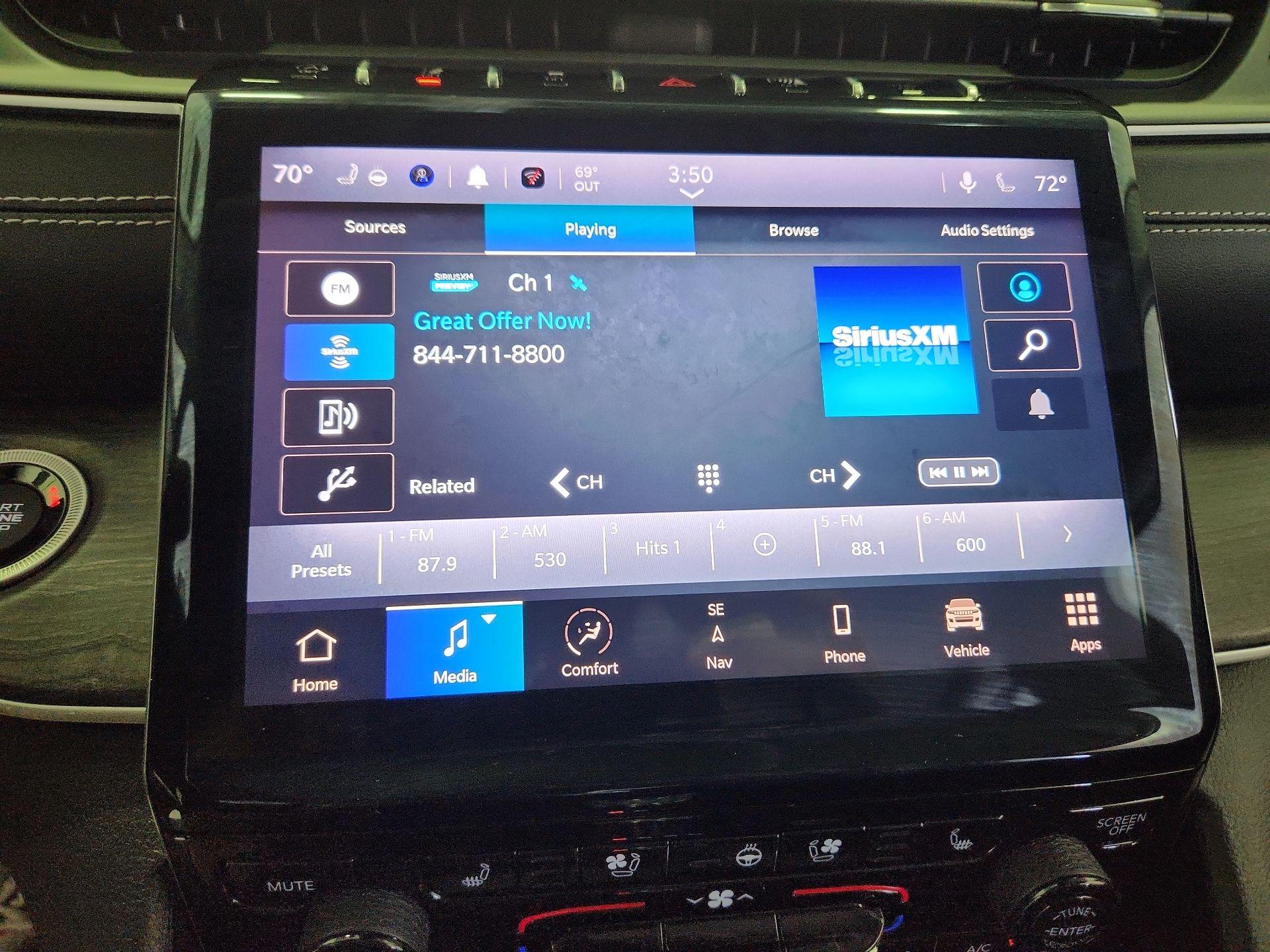 Thumbnail: 2023 Jeep Grand Cherokee - 15