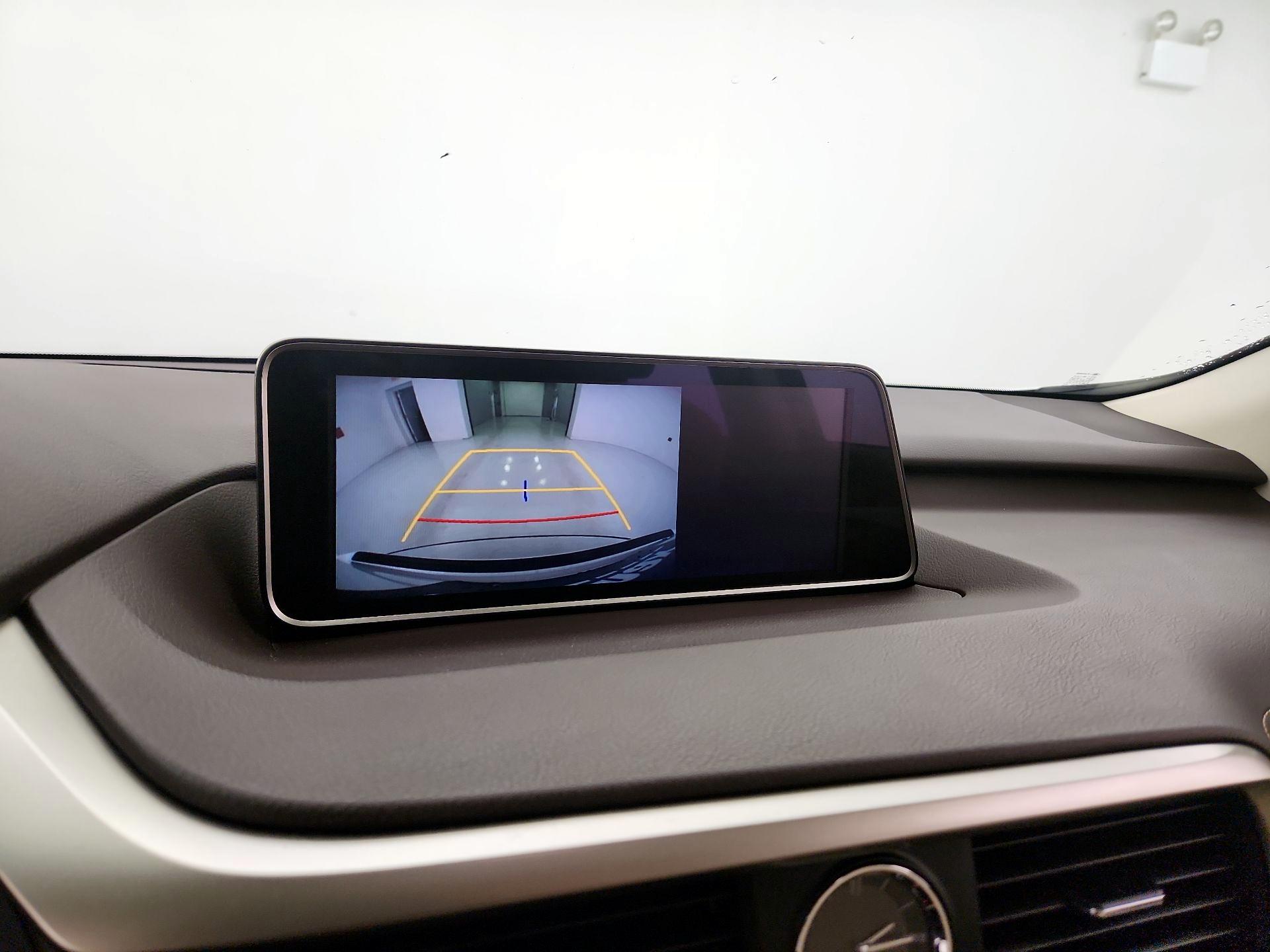 Thumbnail: 2017 Lexus RX - 15