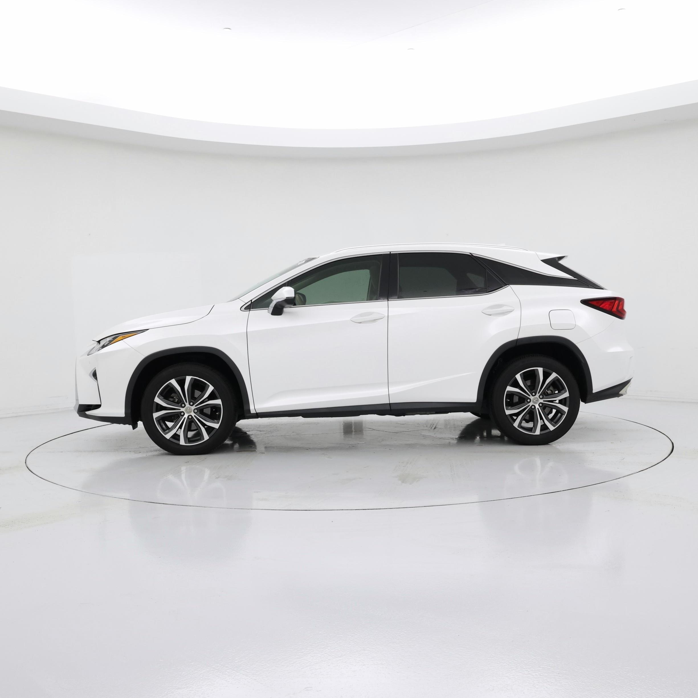 Thumbnail: 2017 Lexus RX - 3