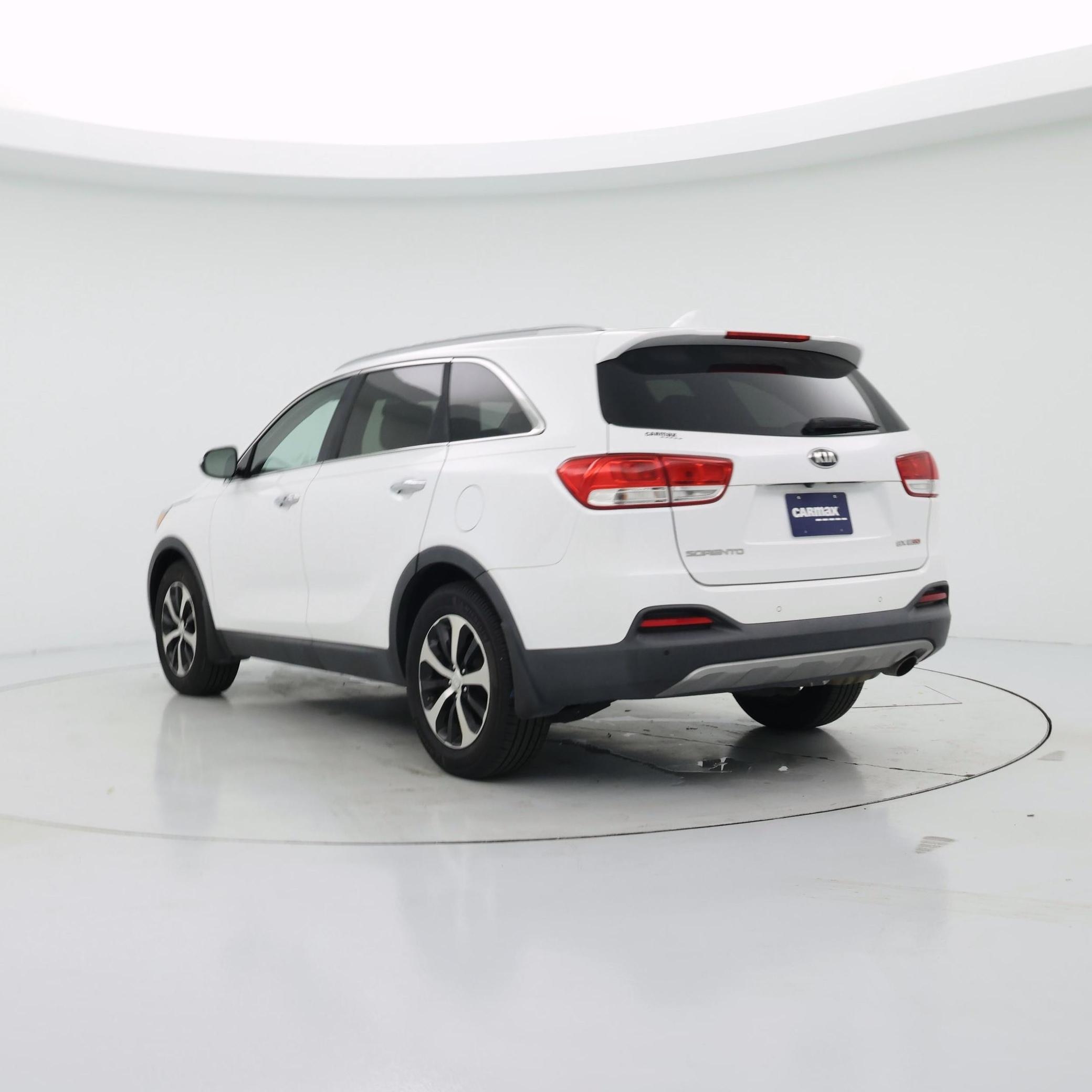 Thumbnail: 2016 Kia Sorento - 2