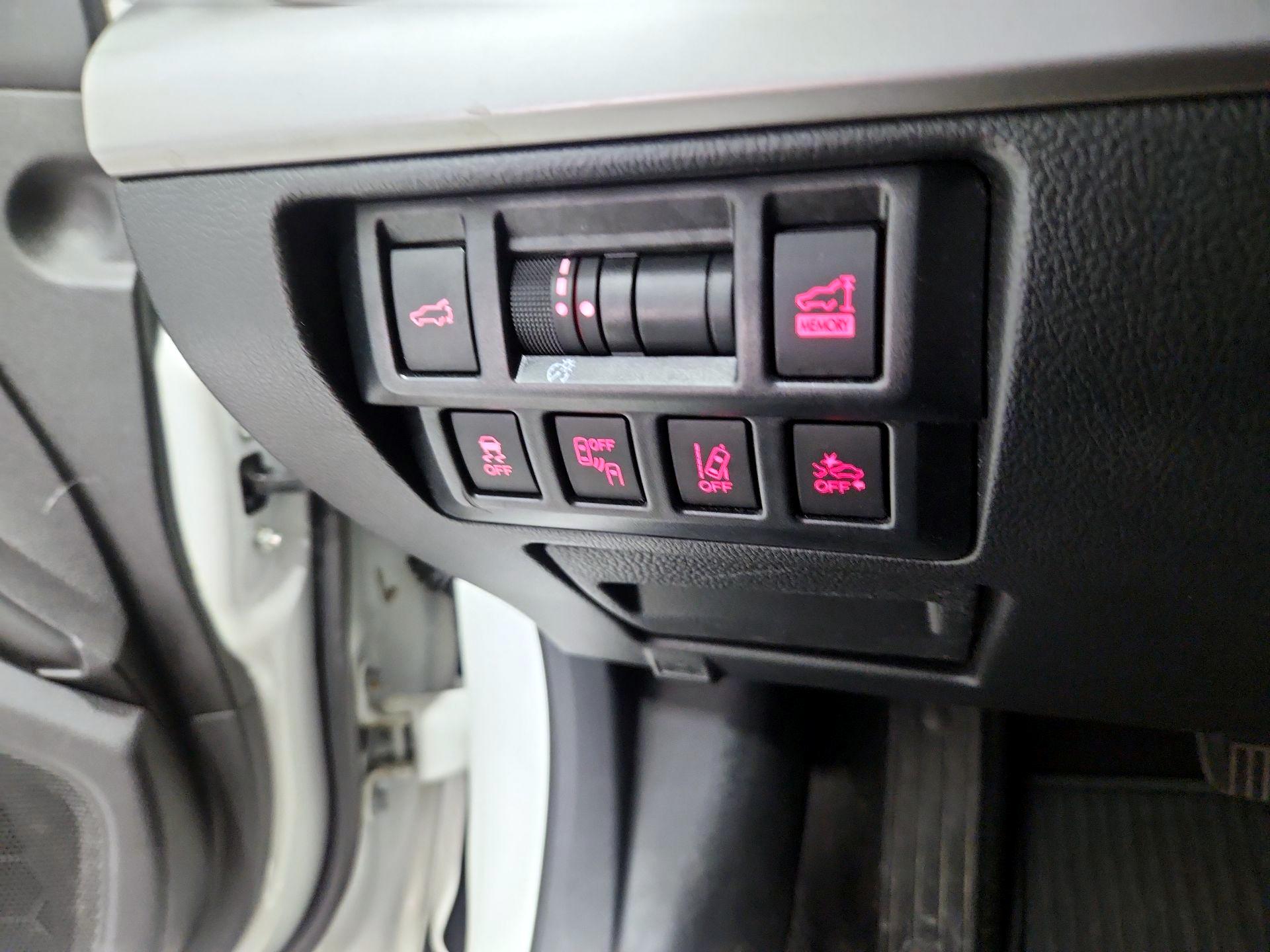 Thumbnail: 2018 Subaru Outback - 13