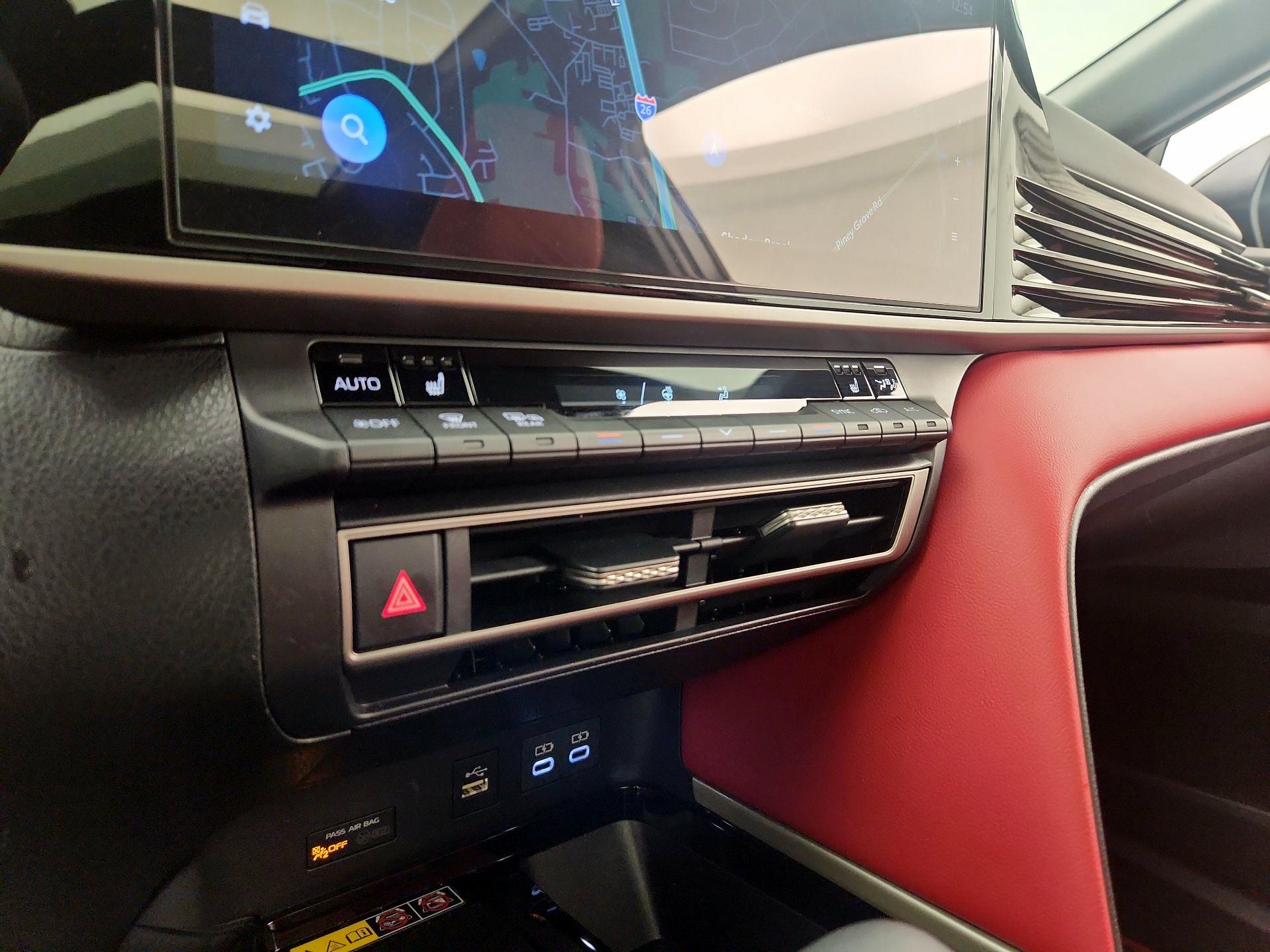 Thumbnail: 2025 Toyota Camry - 17