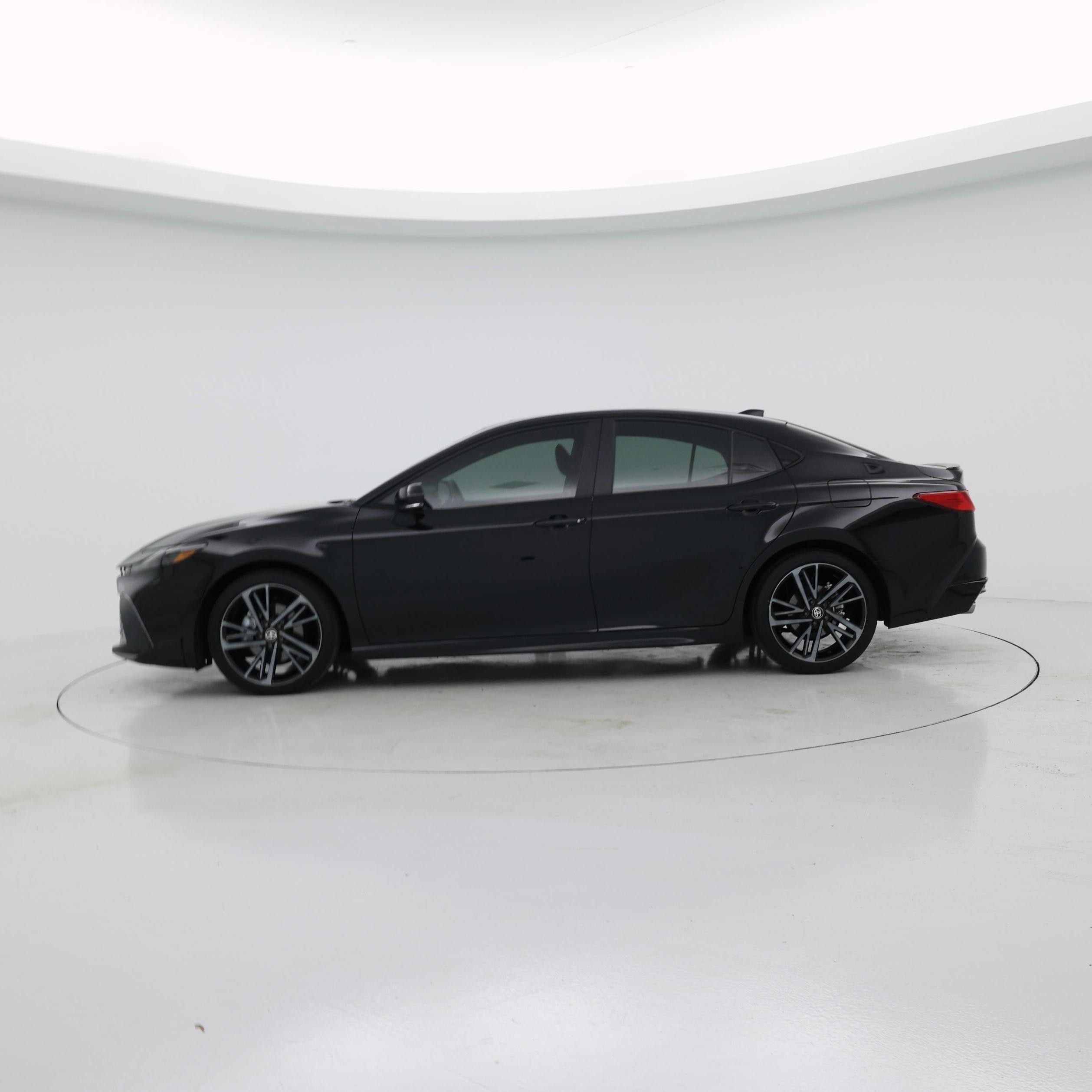 Thumbnail: 2025 Toyota Camry - 3