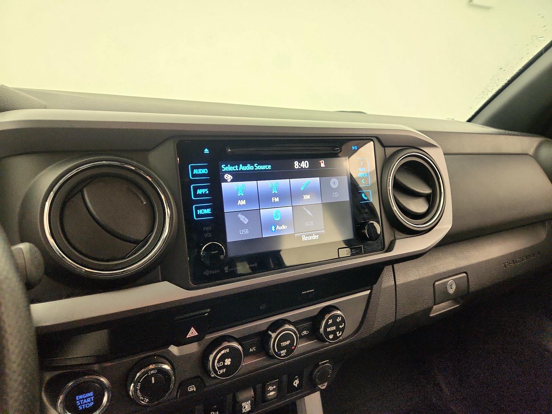 Thumbnail: 2019 Toyota Tacoma - 16