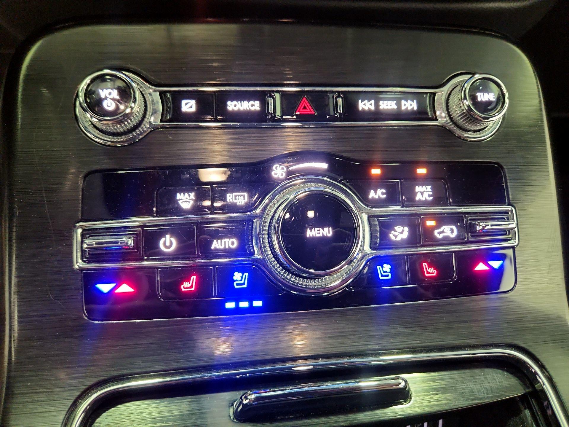 Thumbnail: 2022 Lincoln Nautilus - 16