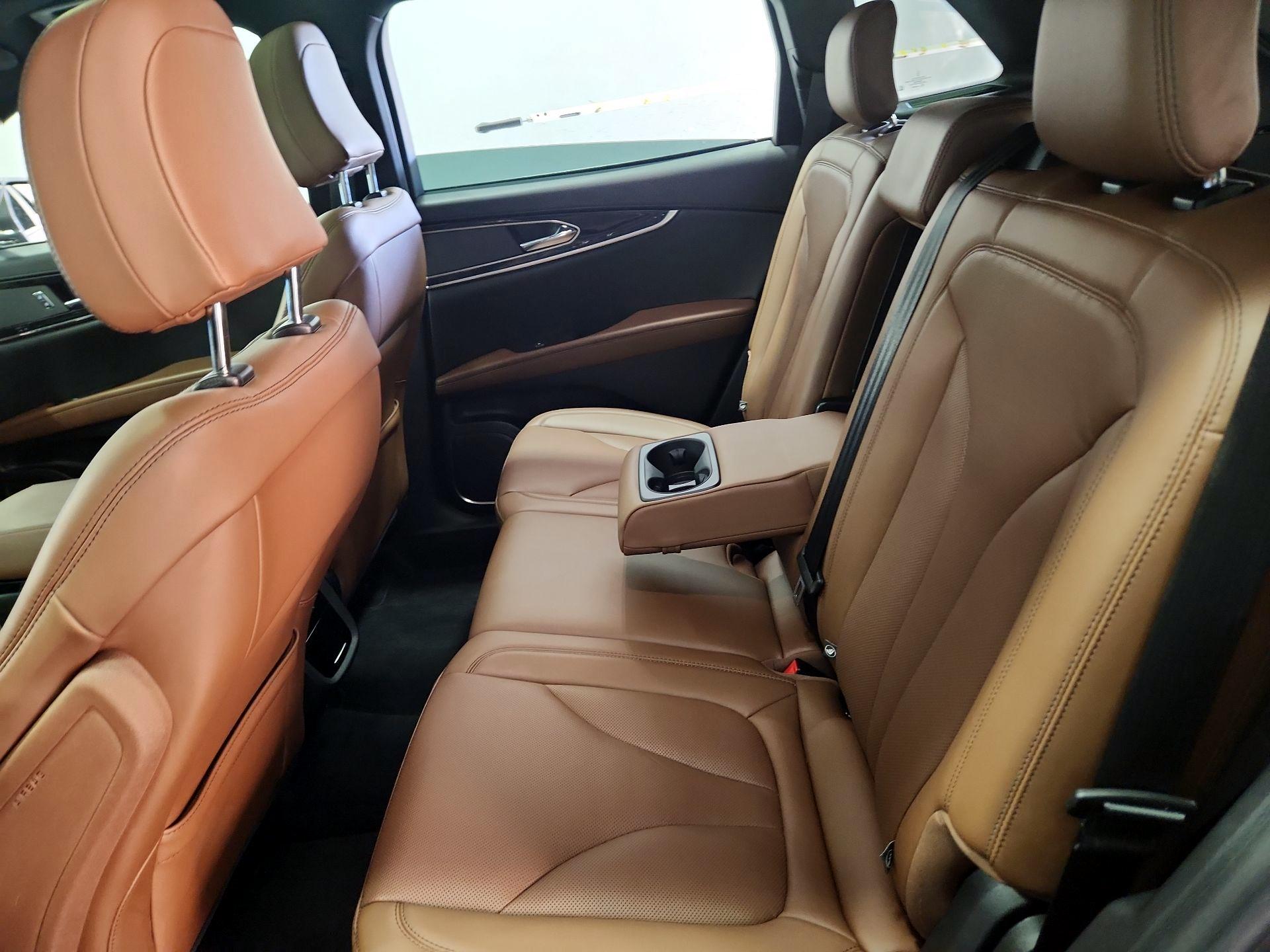 Thumbnail: 2022 Lincoln Nautilus - 20