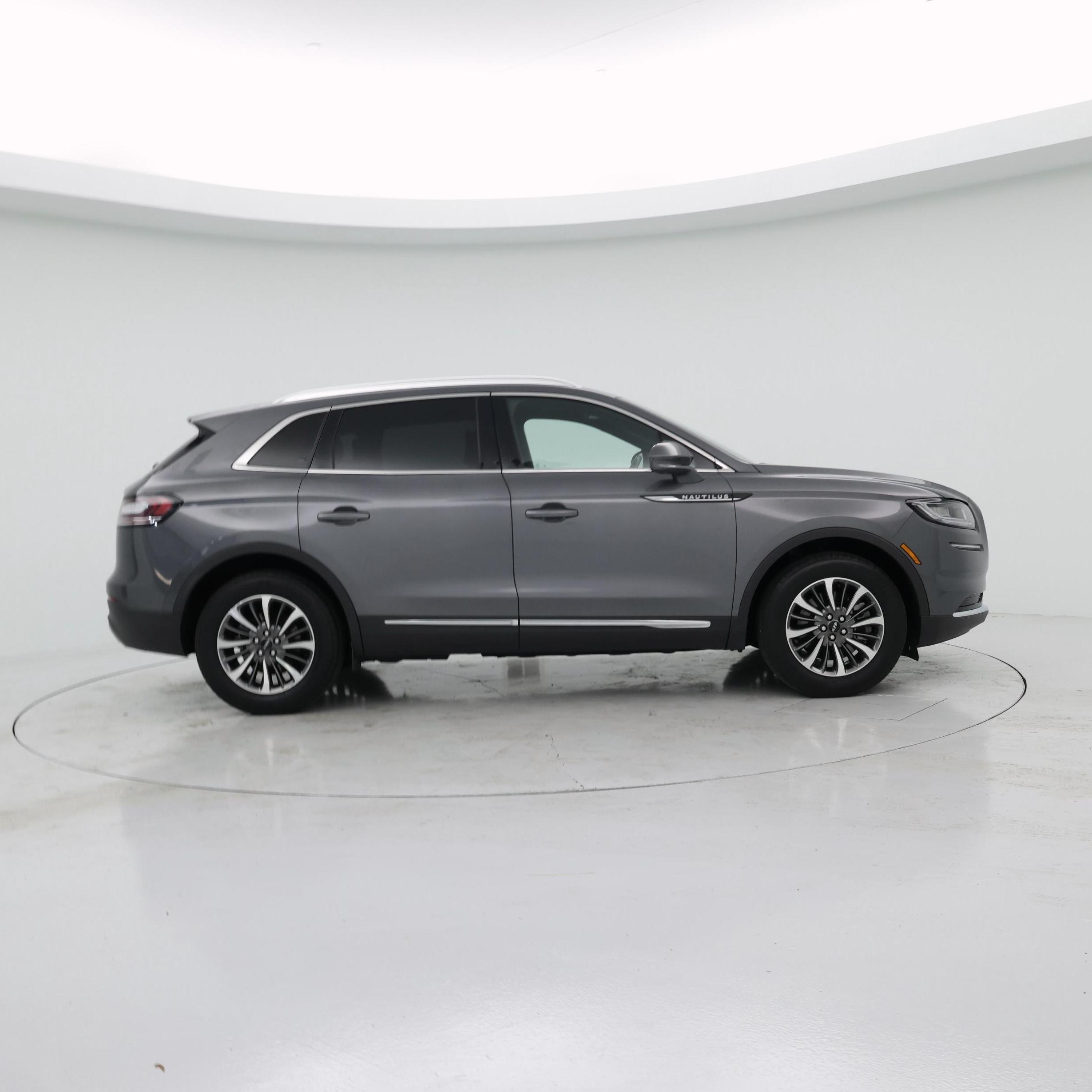 Thumbnail: 2022 Lincoln Nautilus - 7