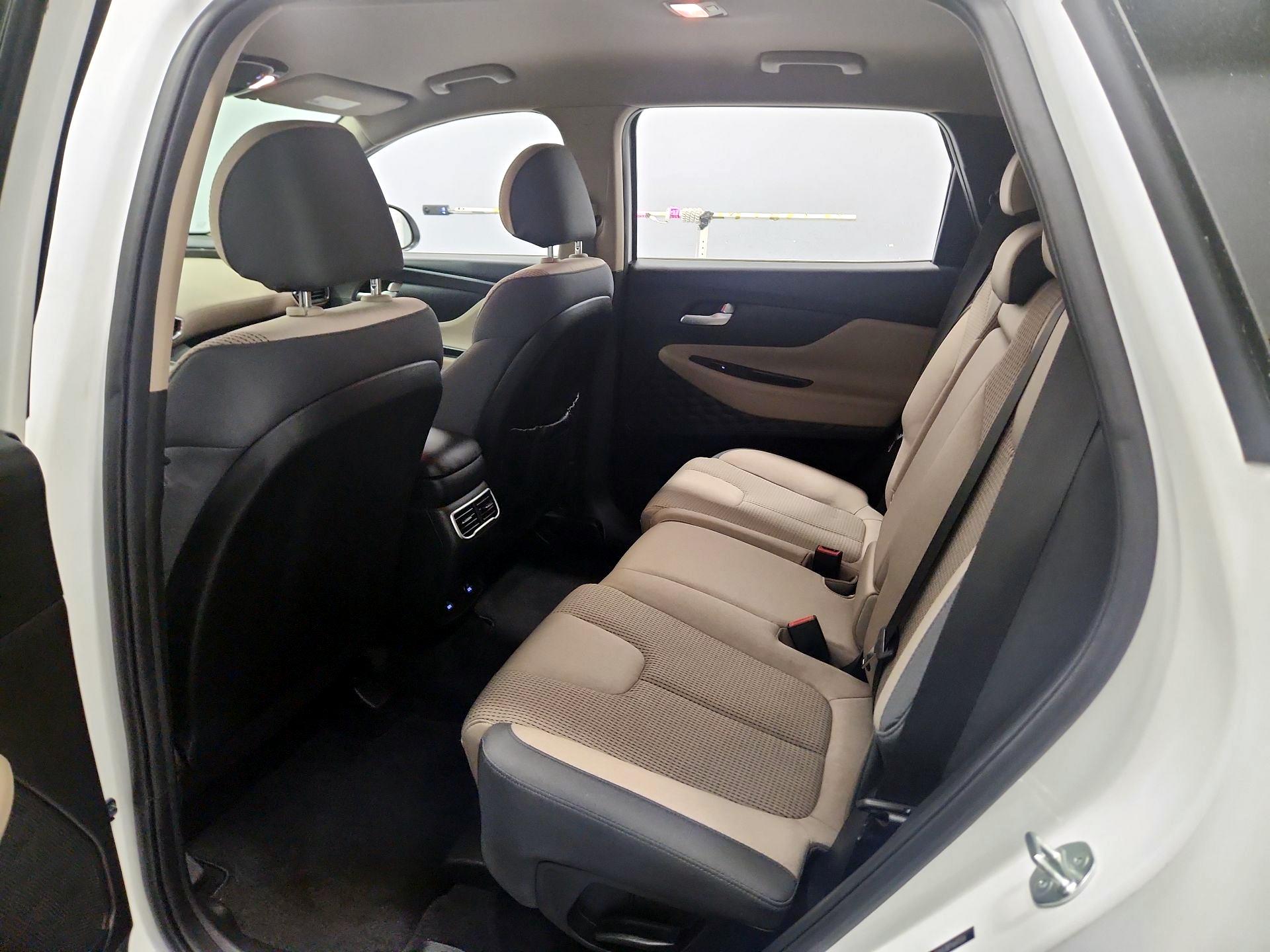 Thumbnail: 2023 Hyundai Santa Fe - 19