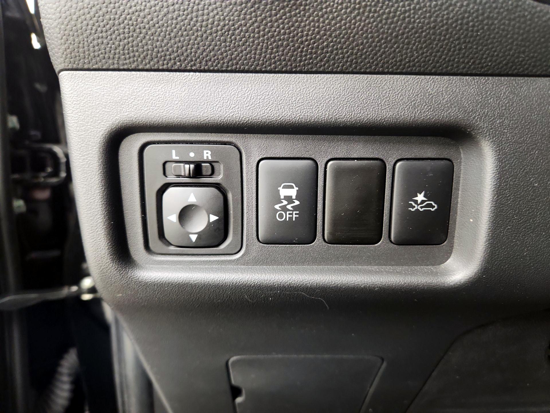 Thumbnail: 2023 Mitsubishi Mirage G4 - 13