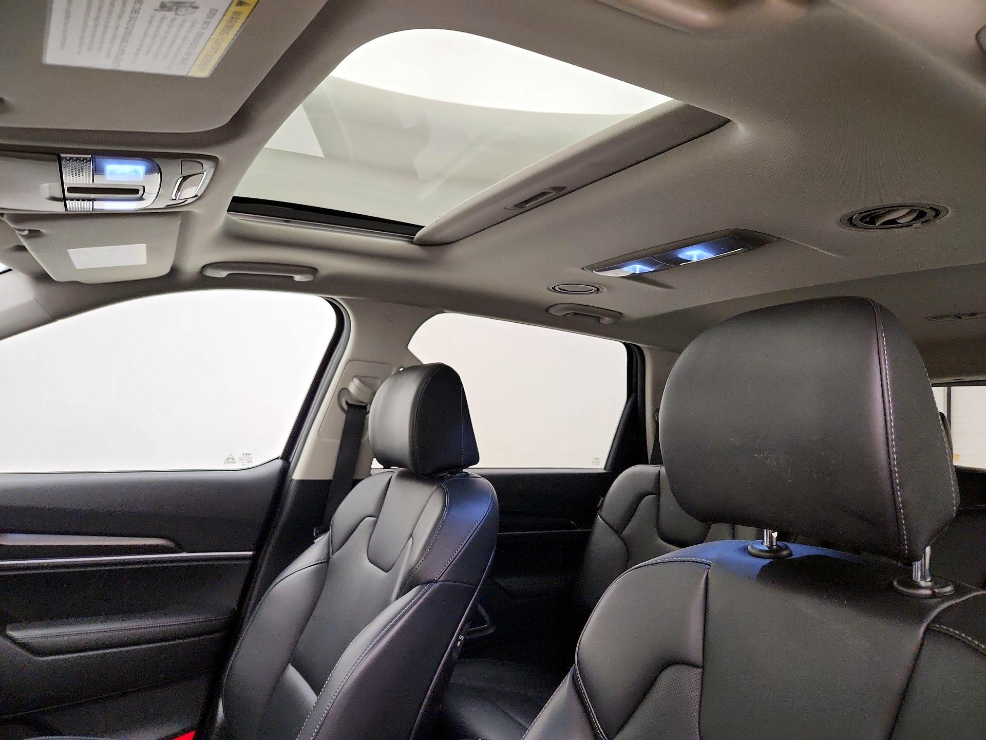 Thumbnail: 2025 Kia Telluride - 18