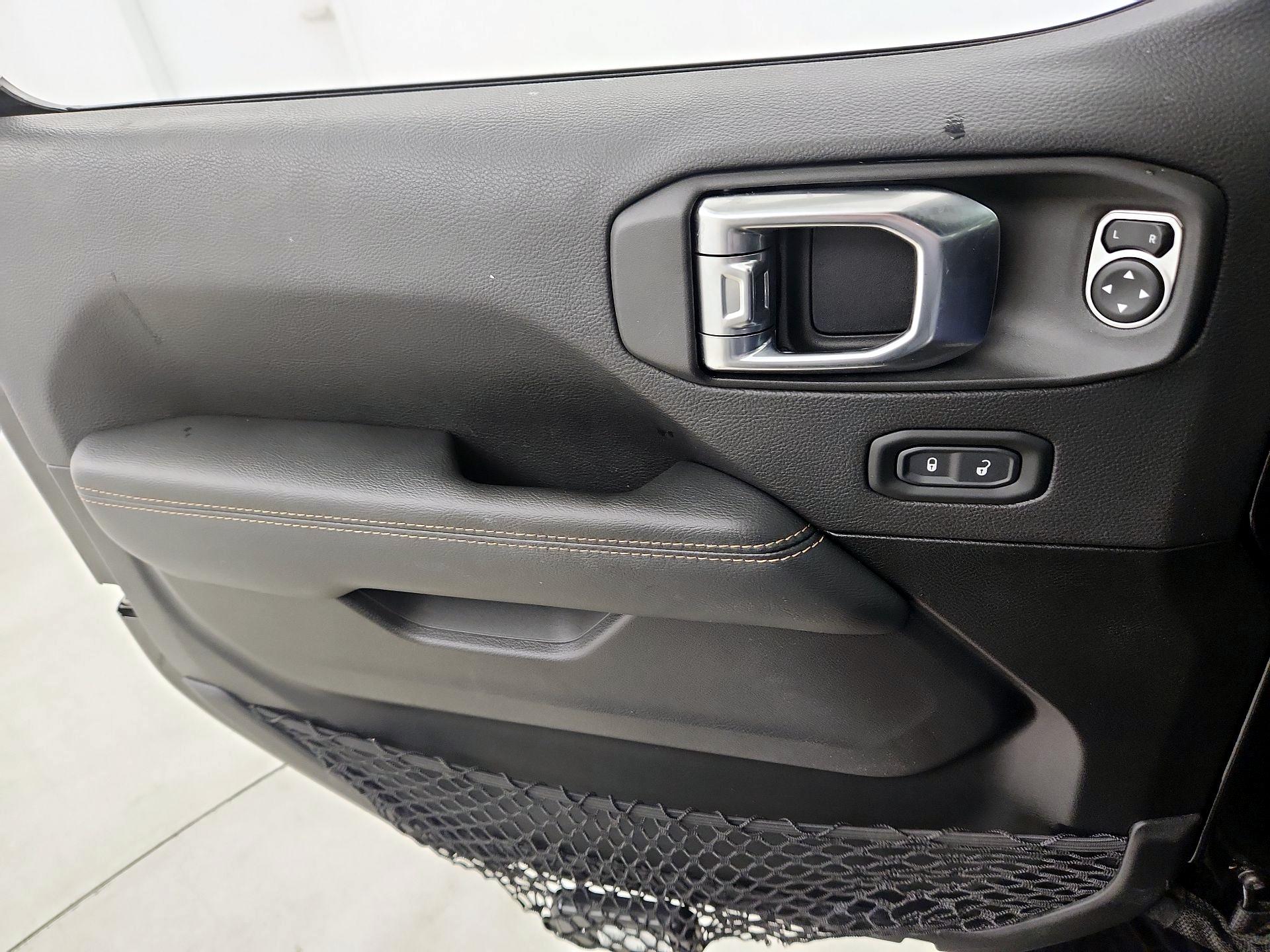 Thumbnail: 2023 Jeep Wrangler - 10