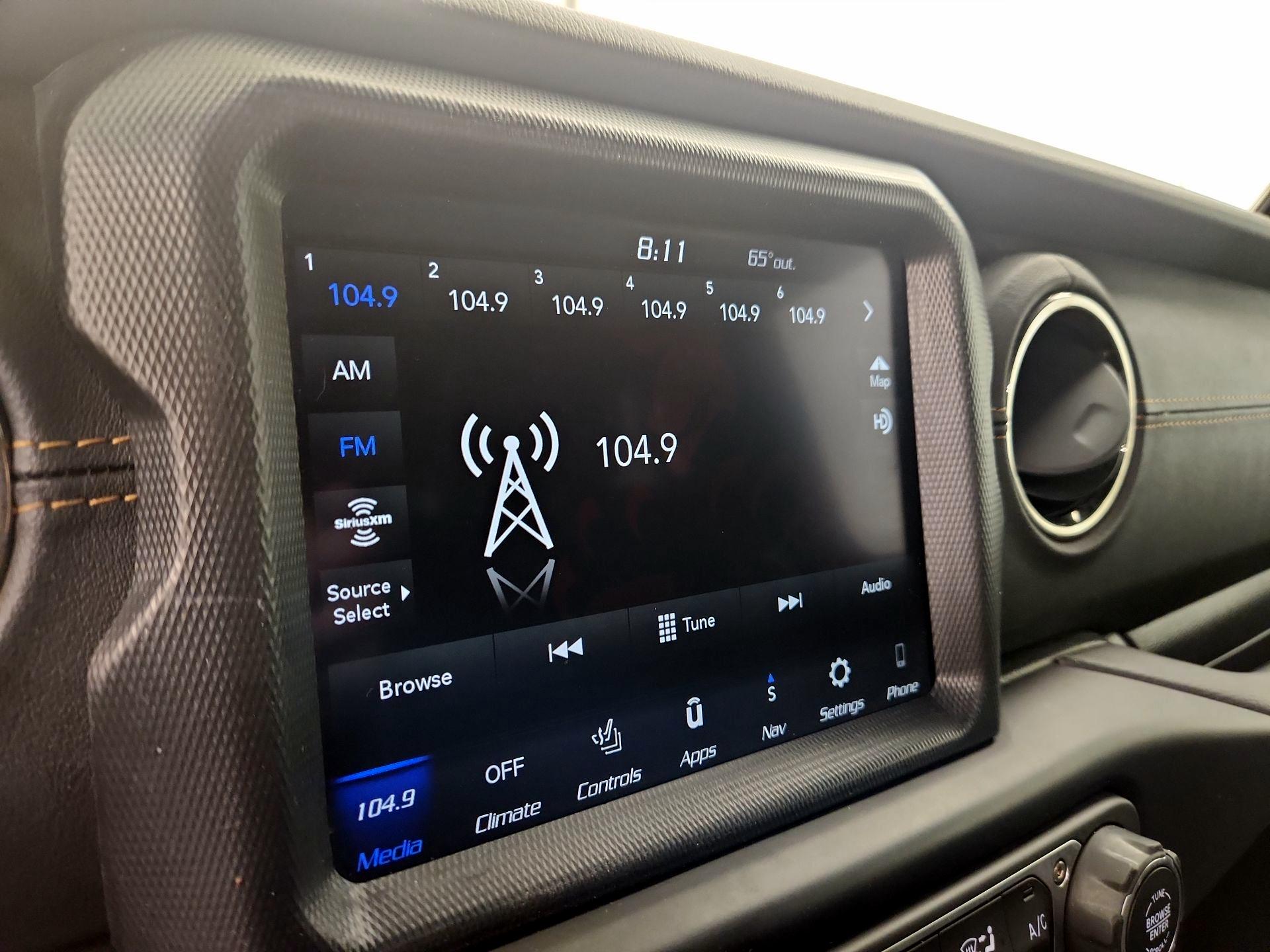 Thumbnail: 2023 Jeep Wrangler - 14