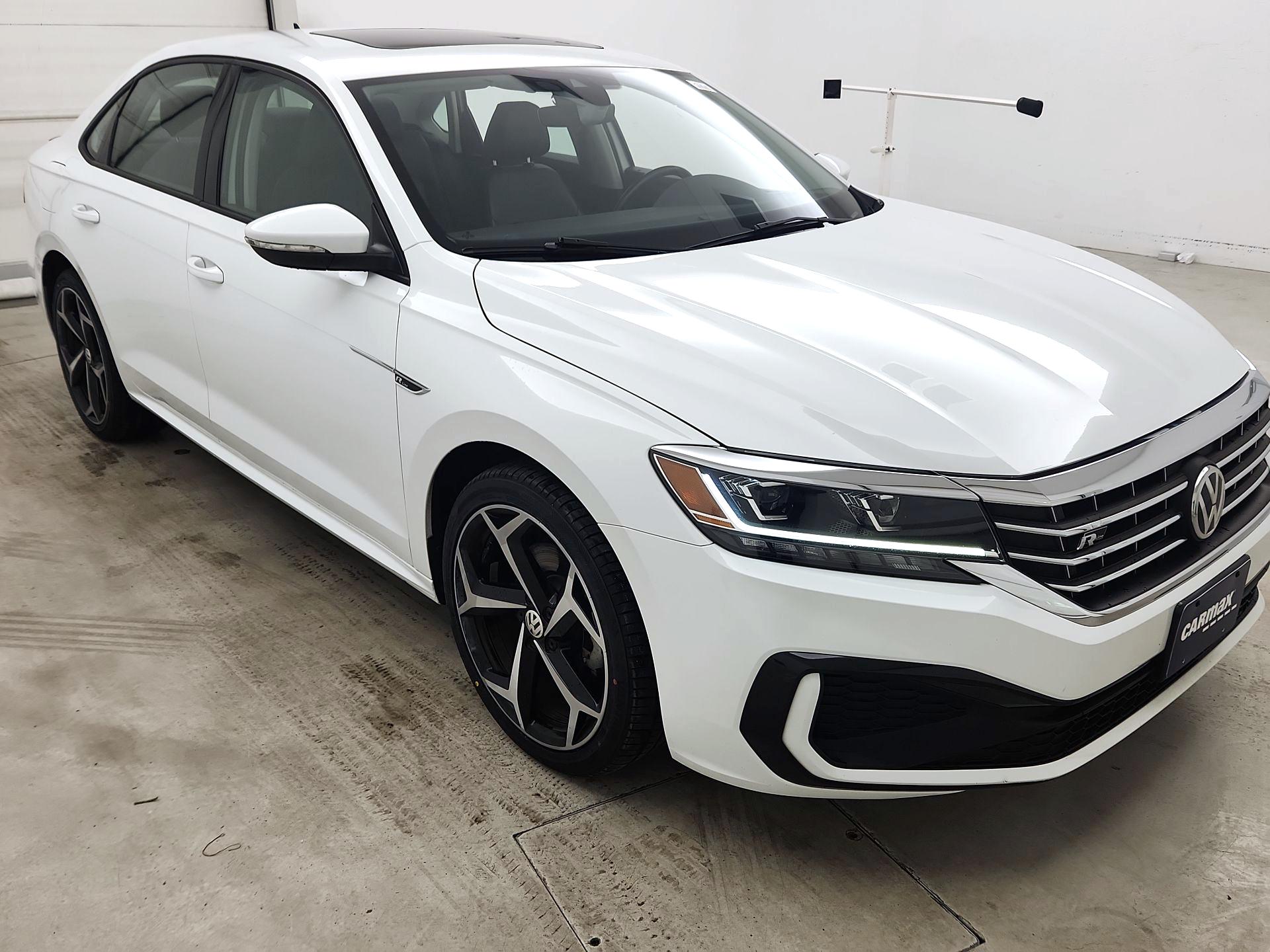 Thumbnail: 2020 Volkswagen Passat - 1