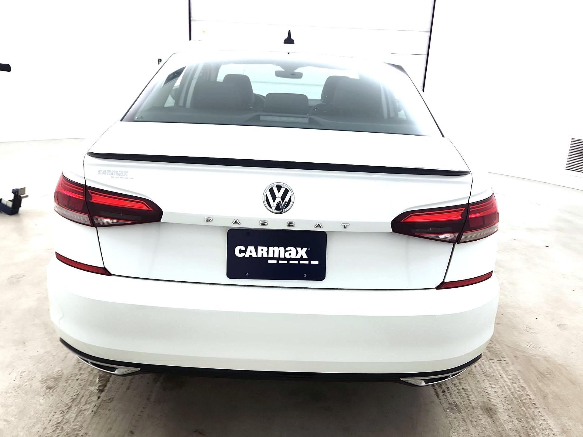 Thumbnail: 2020 Volkswagen Passat - 6