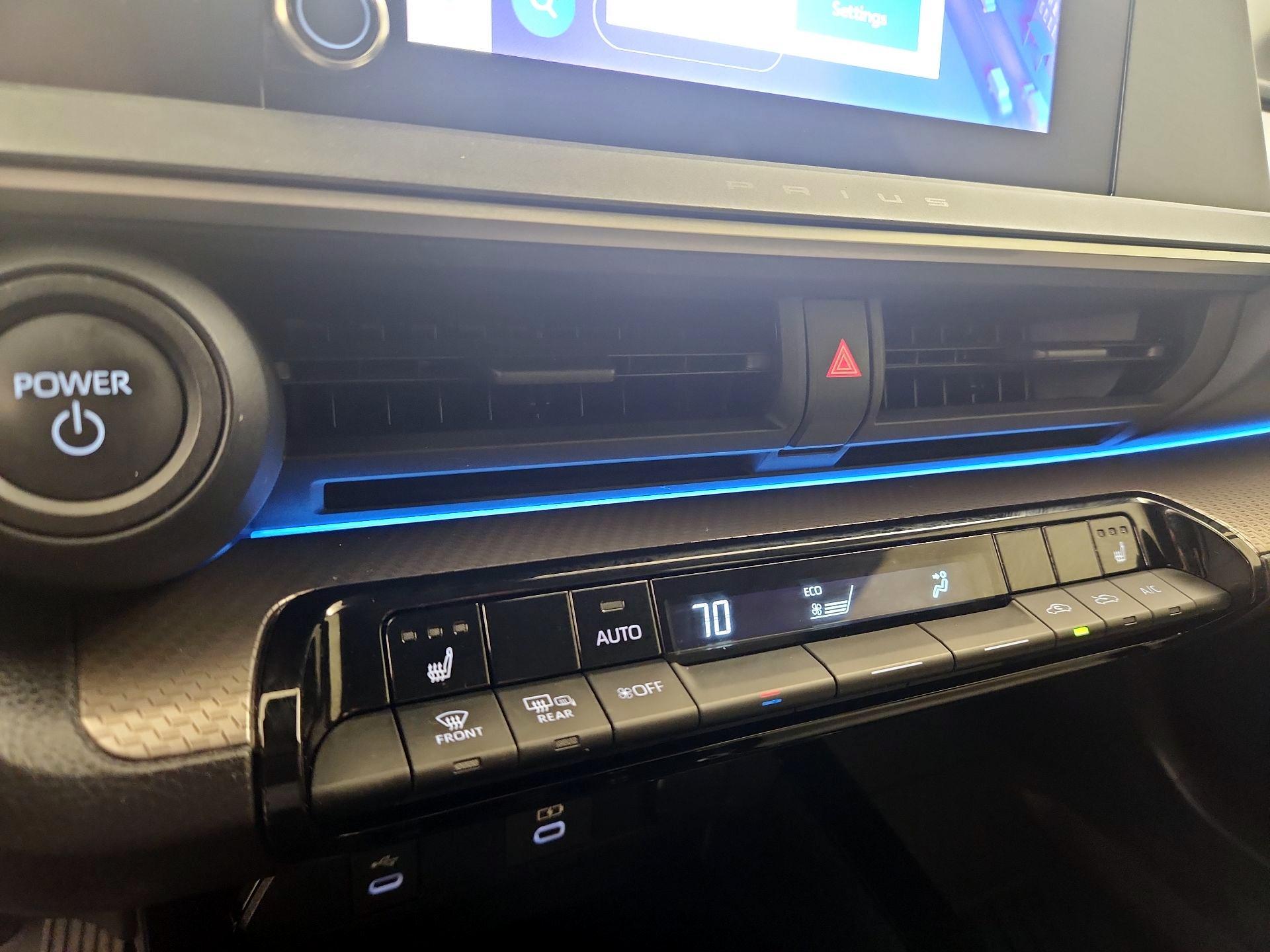 Thumbnail: 2023 Toyota Prius - 15