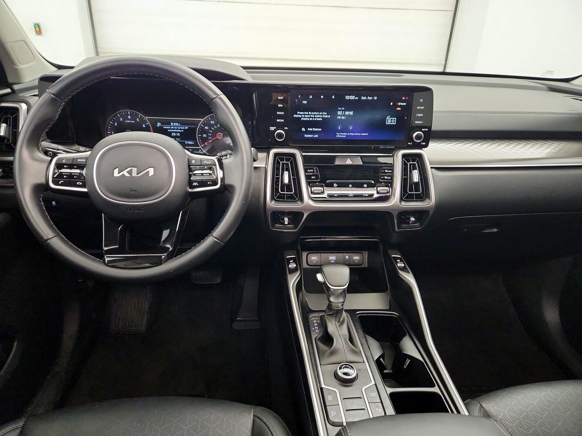 Thumbnail: 2023 Kia Sorento - 9