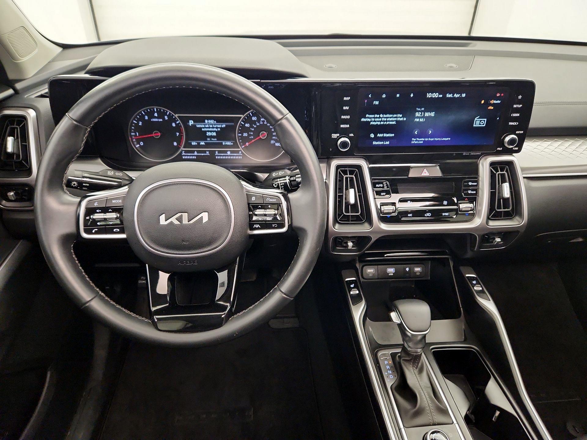 Thumbnail: 2023 Kia Sorento - 10