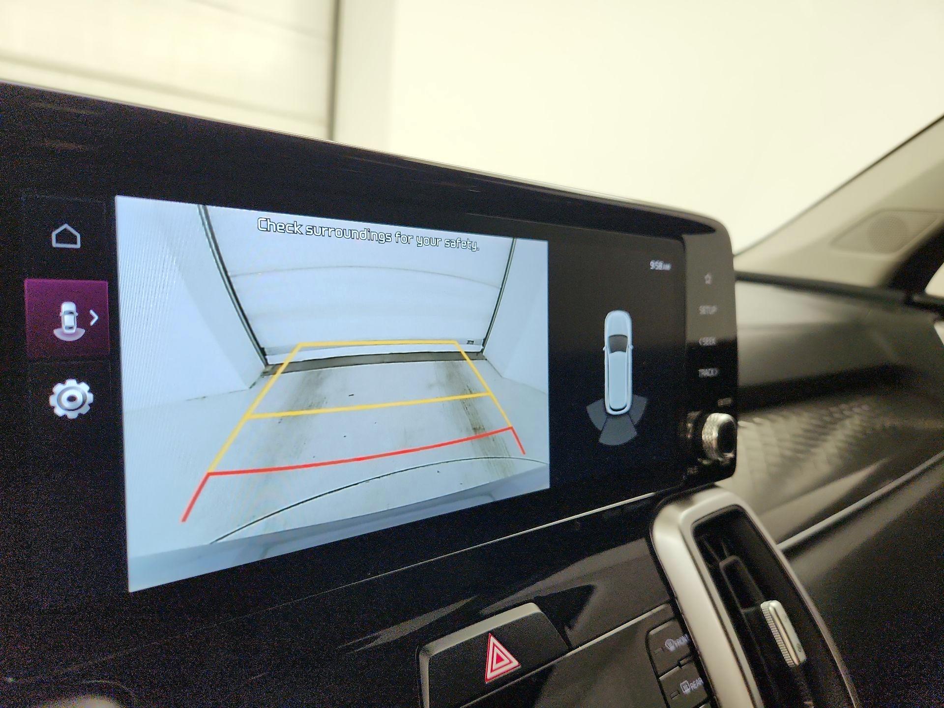 Thumbnail: 2023 Kia Sorento - 15