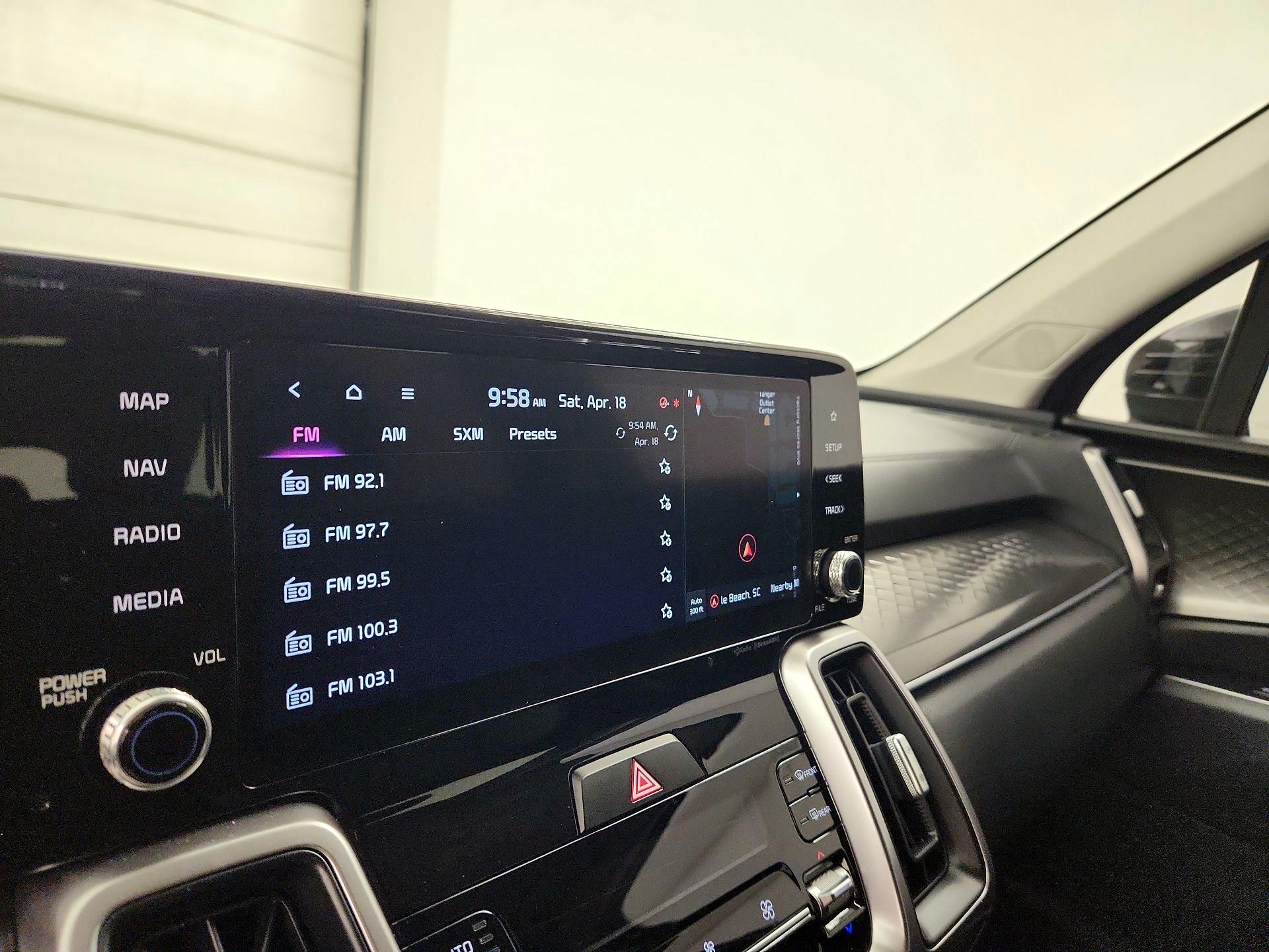 Thumbnail: 2023 Kia Sorento - 16