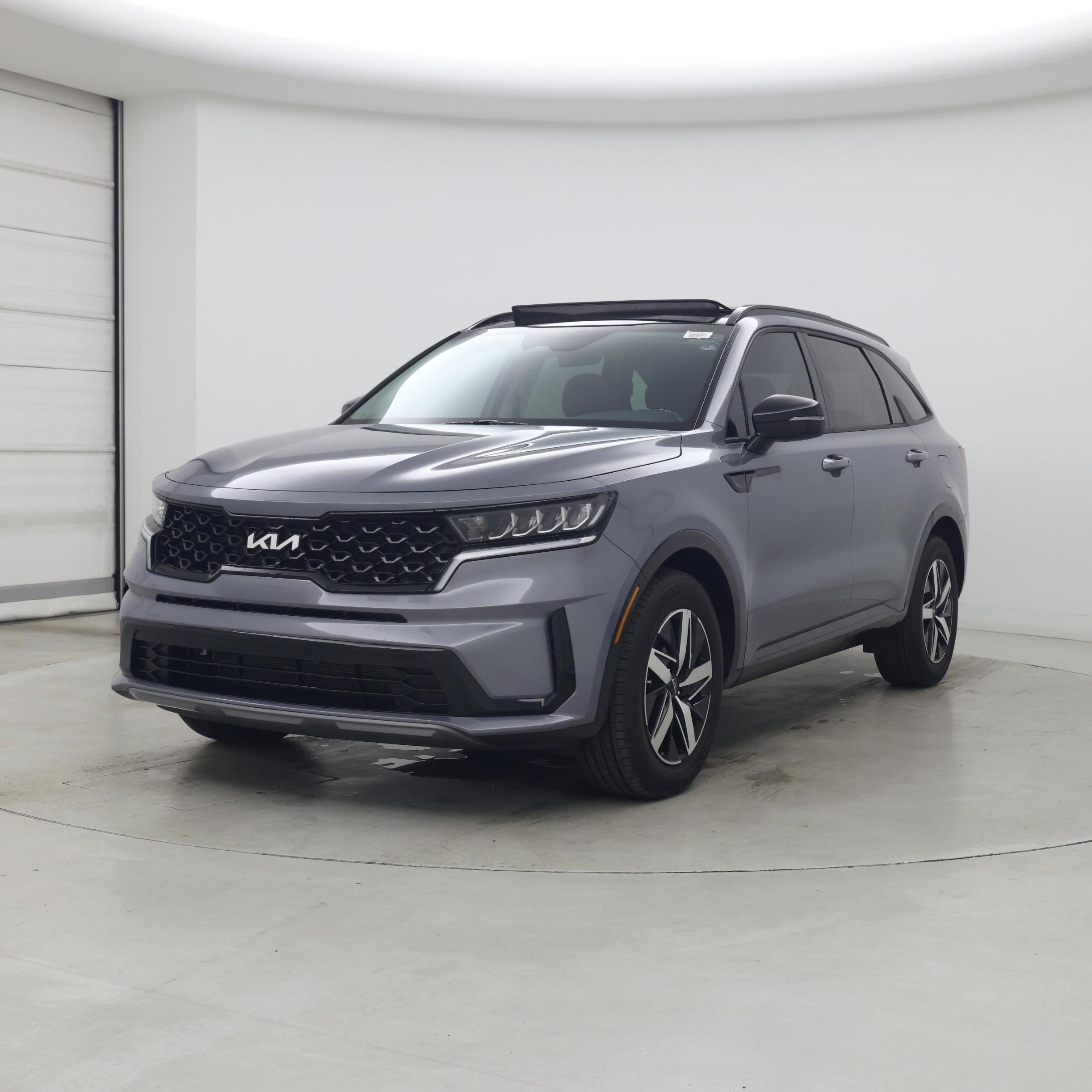 Thumbnail: 2023 Kia Sorento - 4