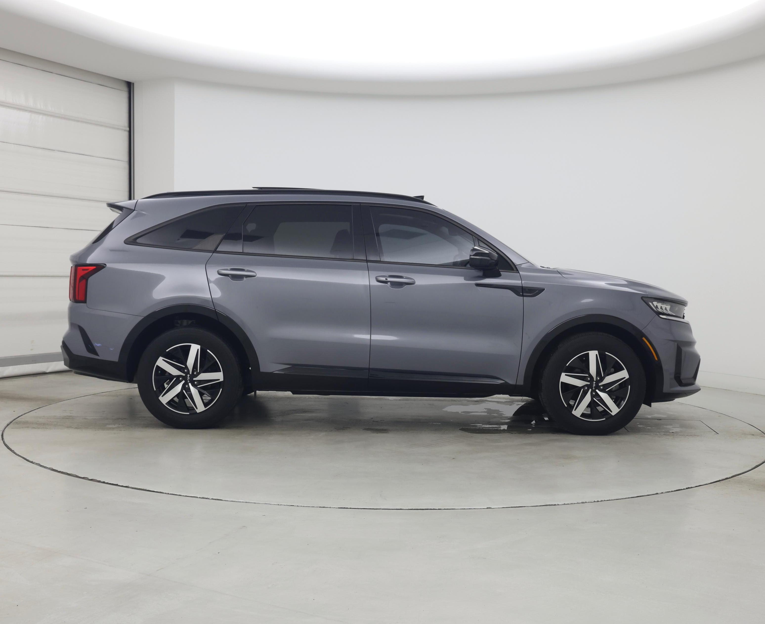 Thumbnail: 2023 Kia Sorento - 7