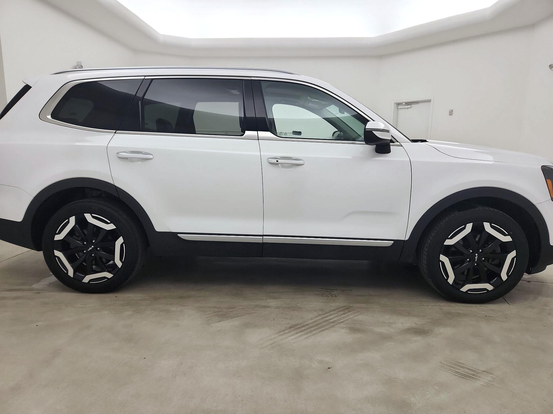 Thumbnail: 2025 Kia Telluride - 4