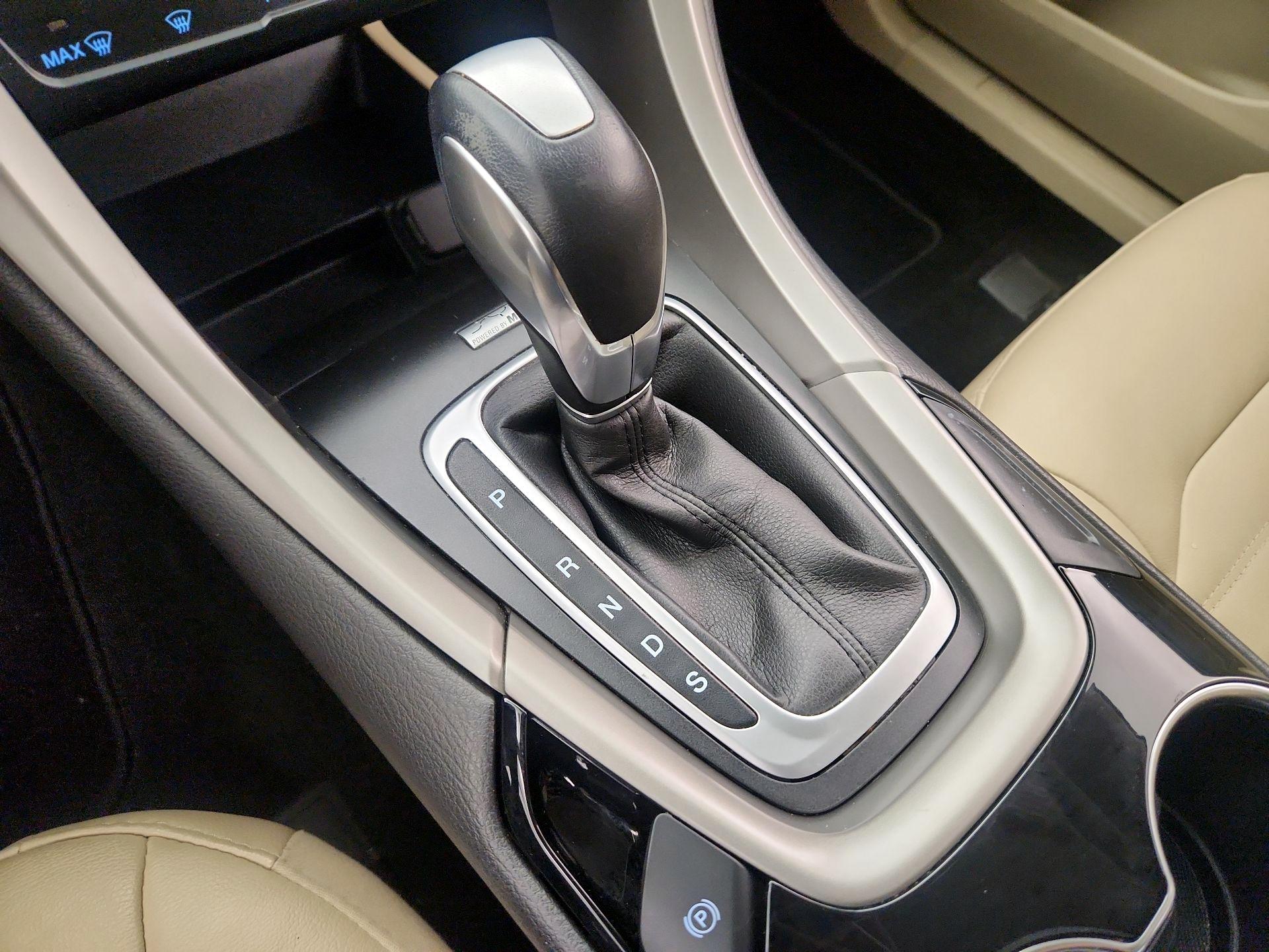 Thumbnail: 2014 Ford Fusion - 18