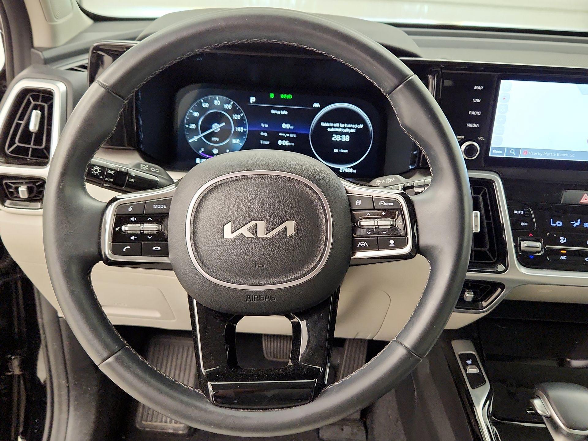 Thumbnail: 2023 Kia Sorento - 10