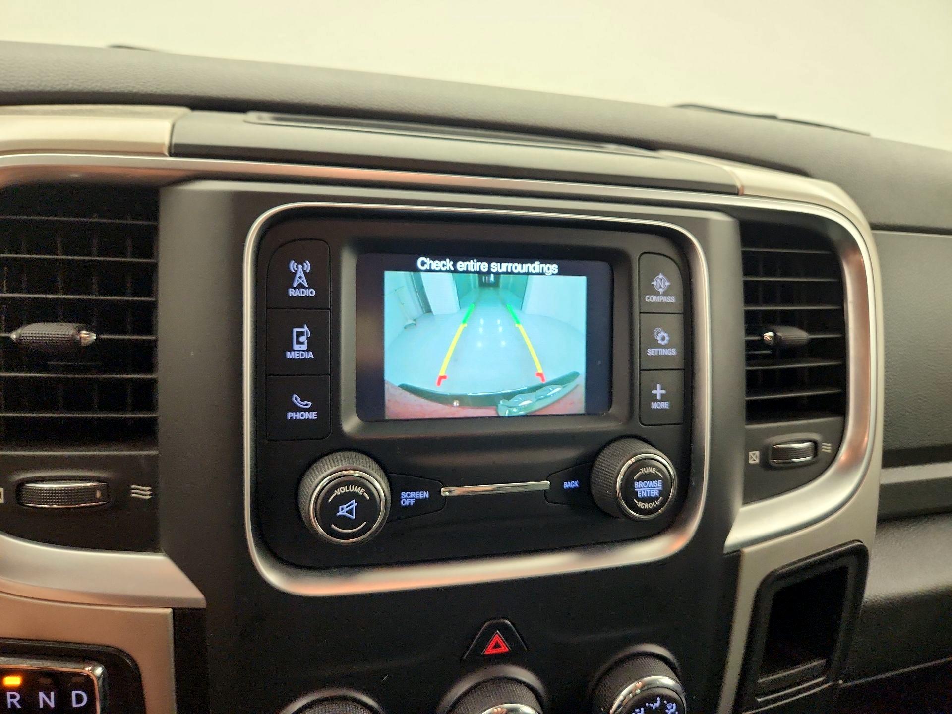 Thumbnail: 2020 RAM 1500 Classic - 13