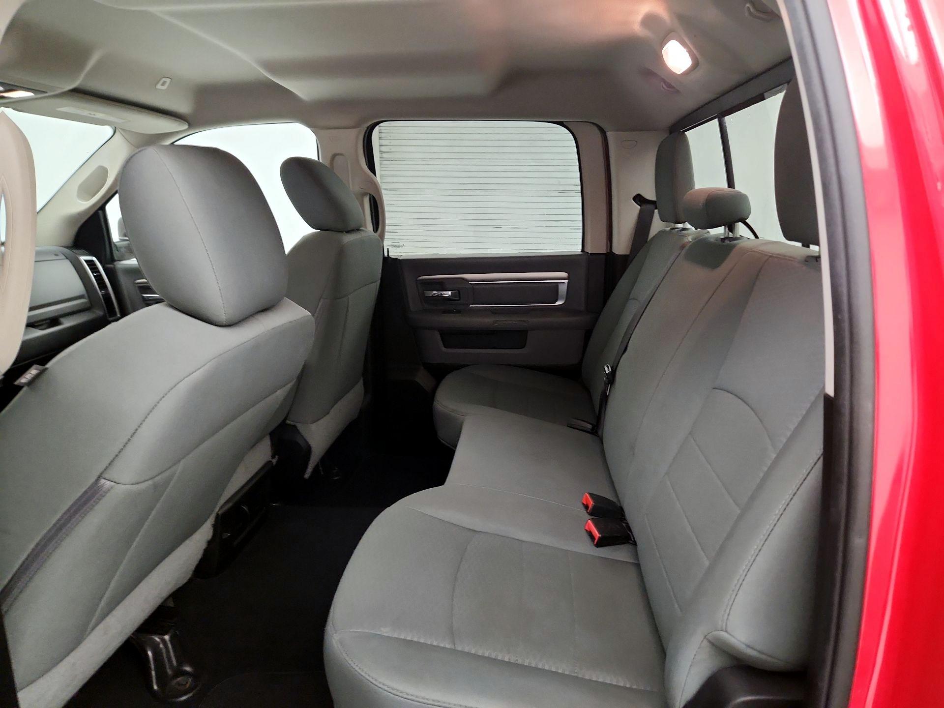 Thumbnail: 2020 RAM 1500 Classic - 17