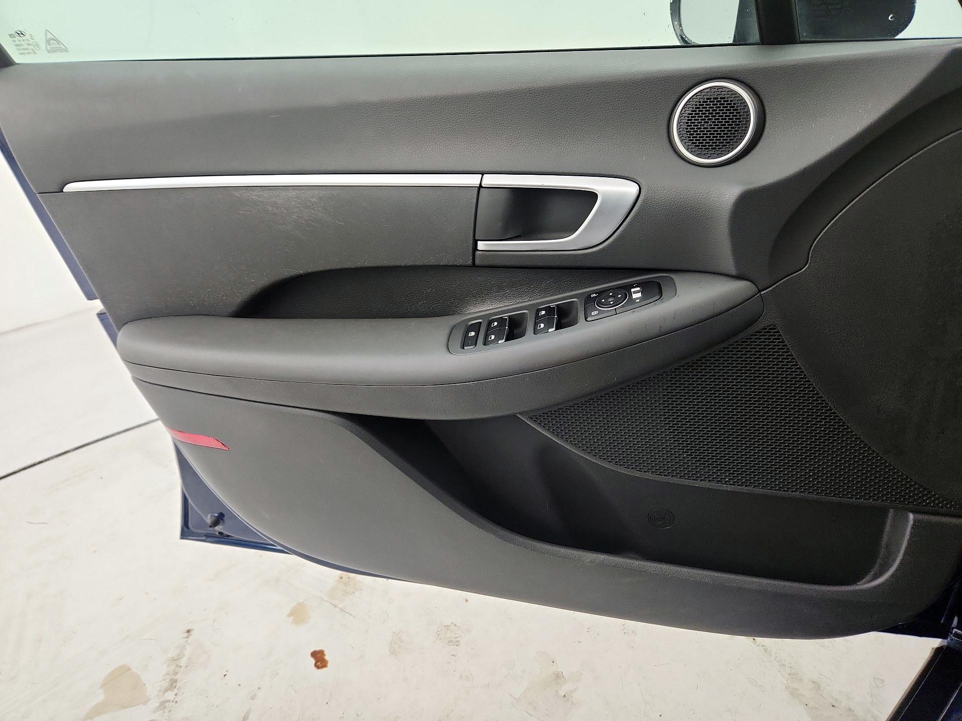 Thumbnail: 2020 Hyundai Sonata - 12