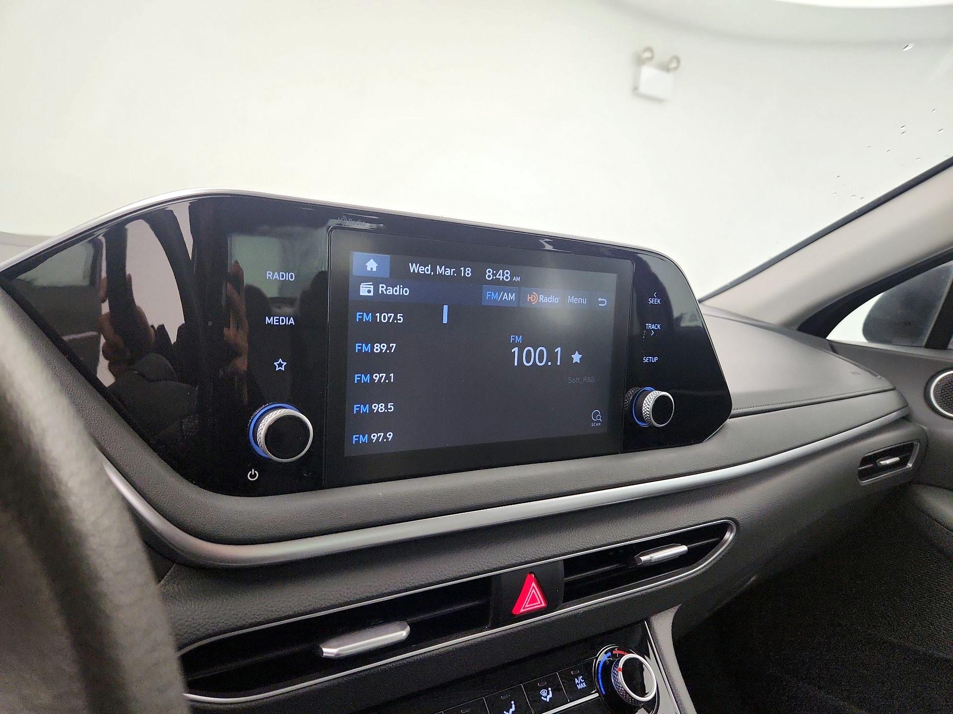 Thumbnail: 2020 Hyundai Sonata - 15