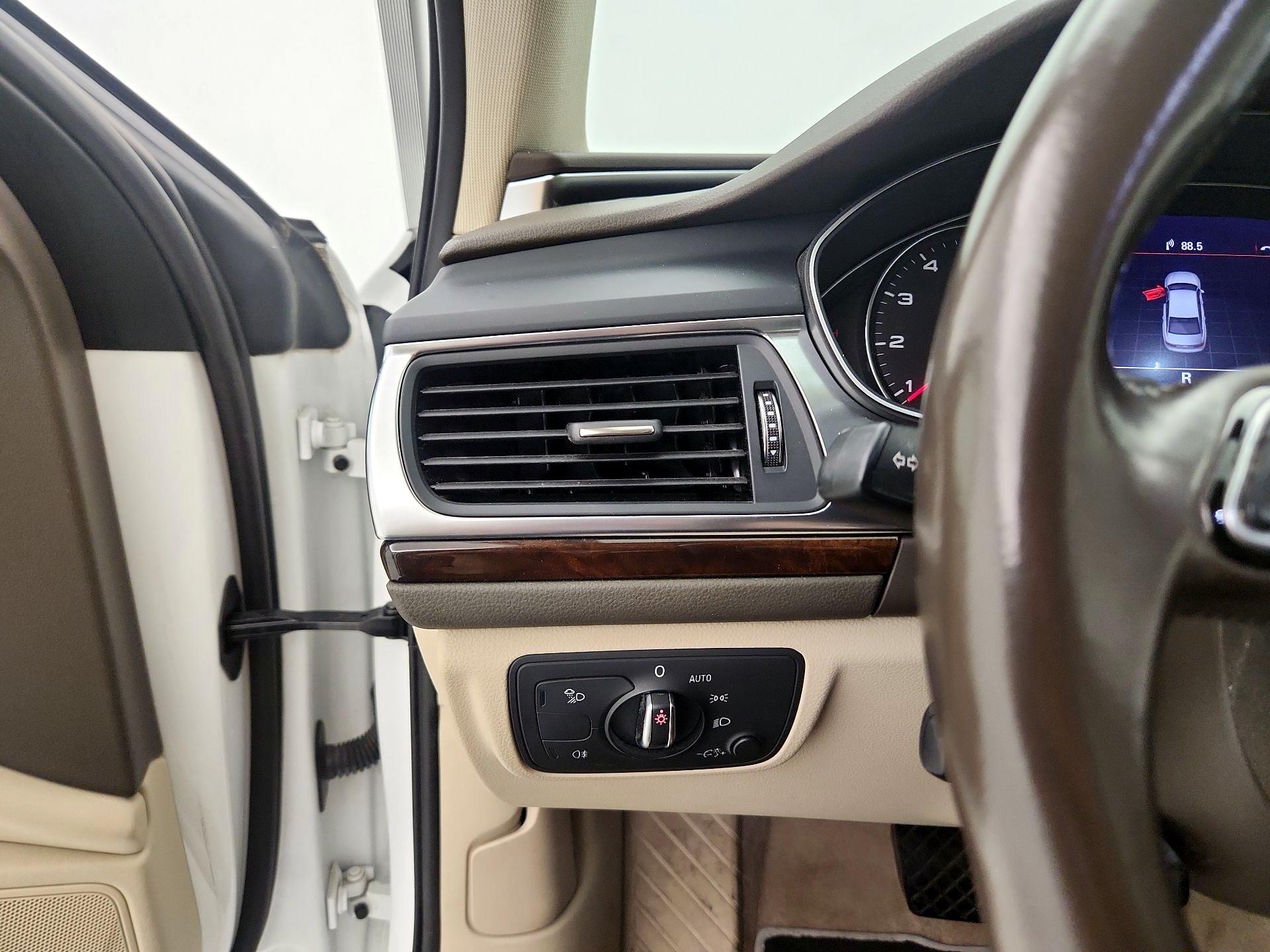 Thumbnail: 2018 Audi A6 - 13