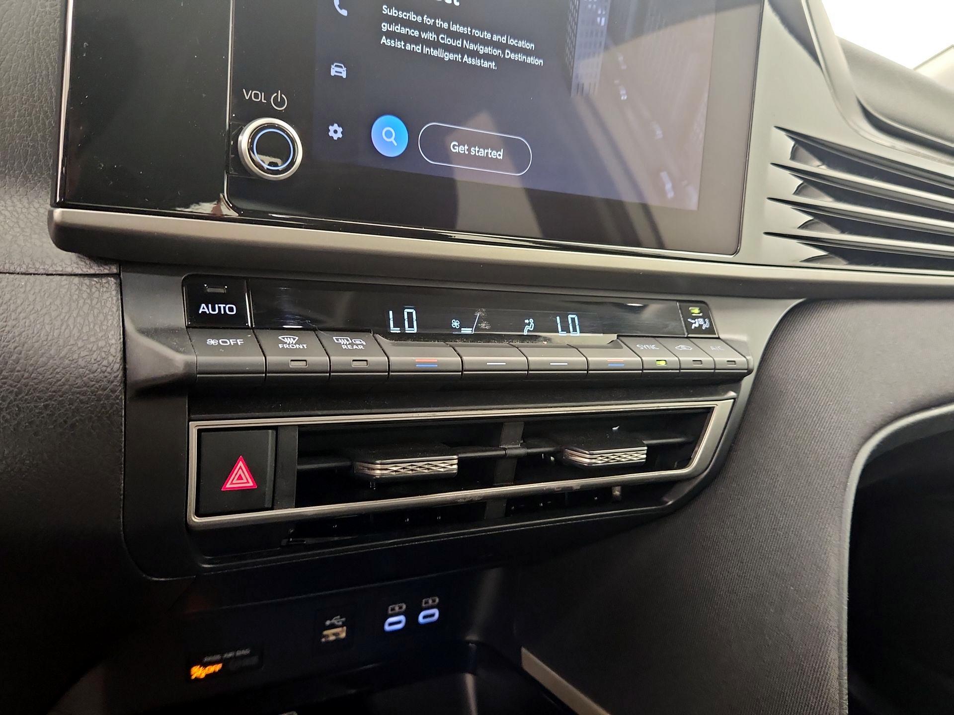 Thumbnail: 2025 Toyota Camry - 14