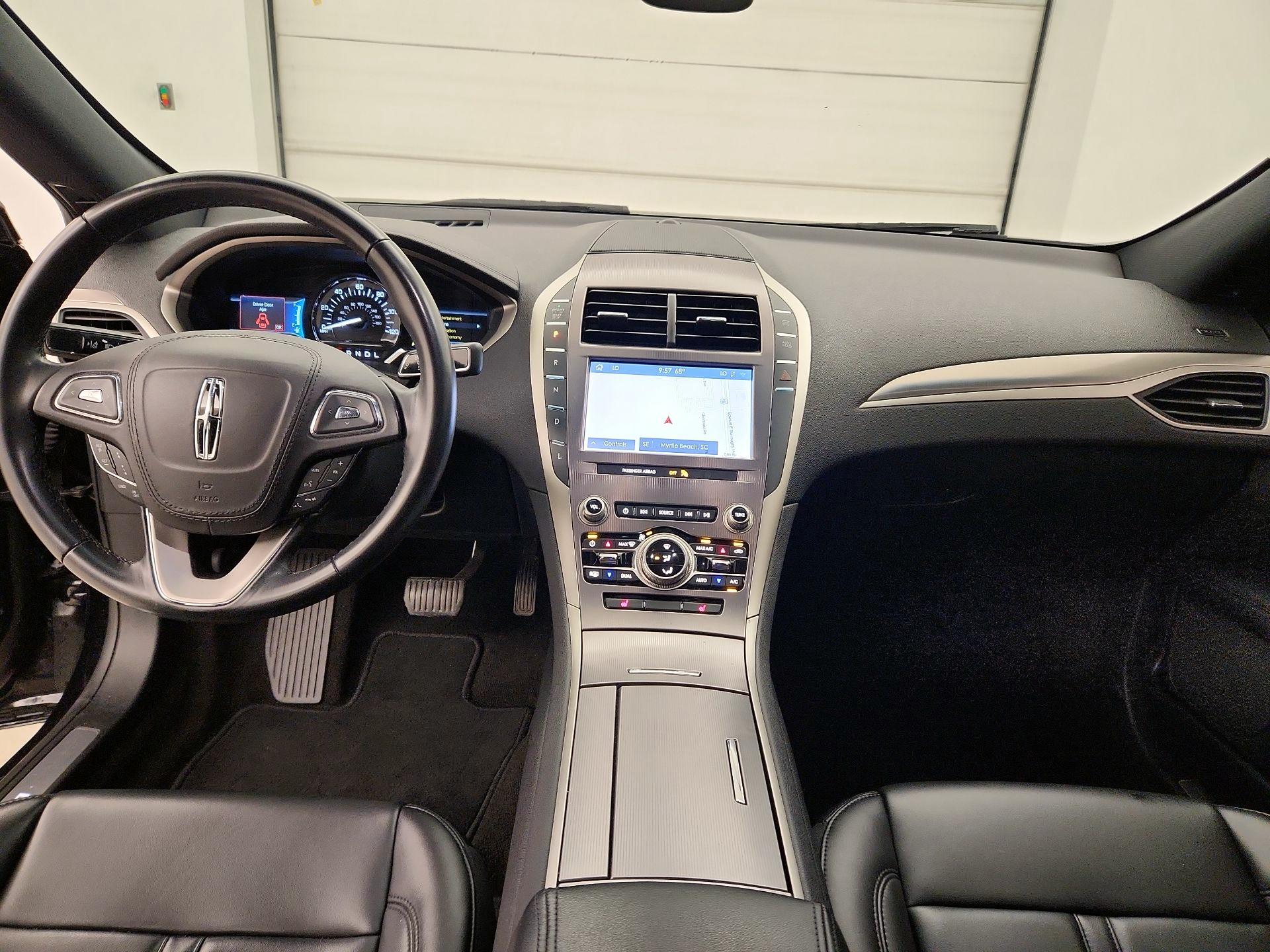 Thumbnail: 2020 Lincoln MKZ - 9