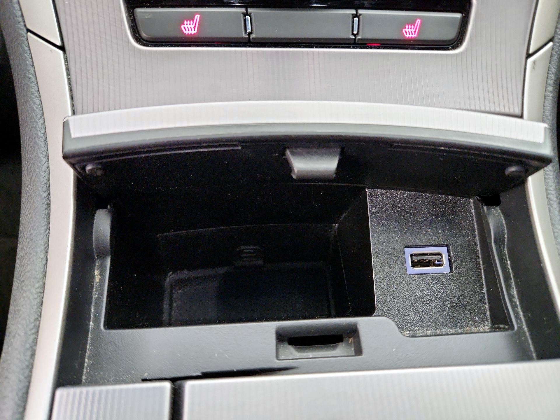 Thumbnail: 2020 Lincoln MKZ - 19