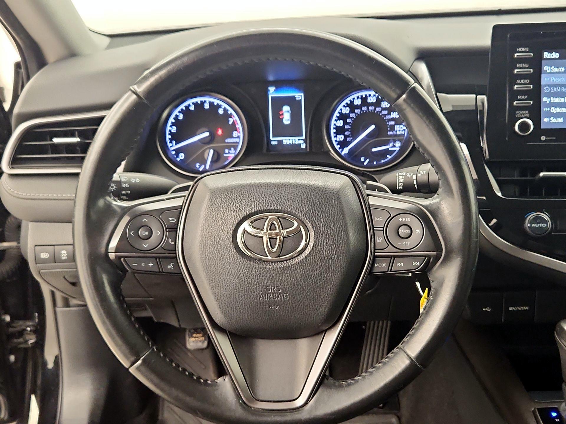 Thumbnail: 2021 Toyota Camry - 10