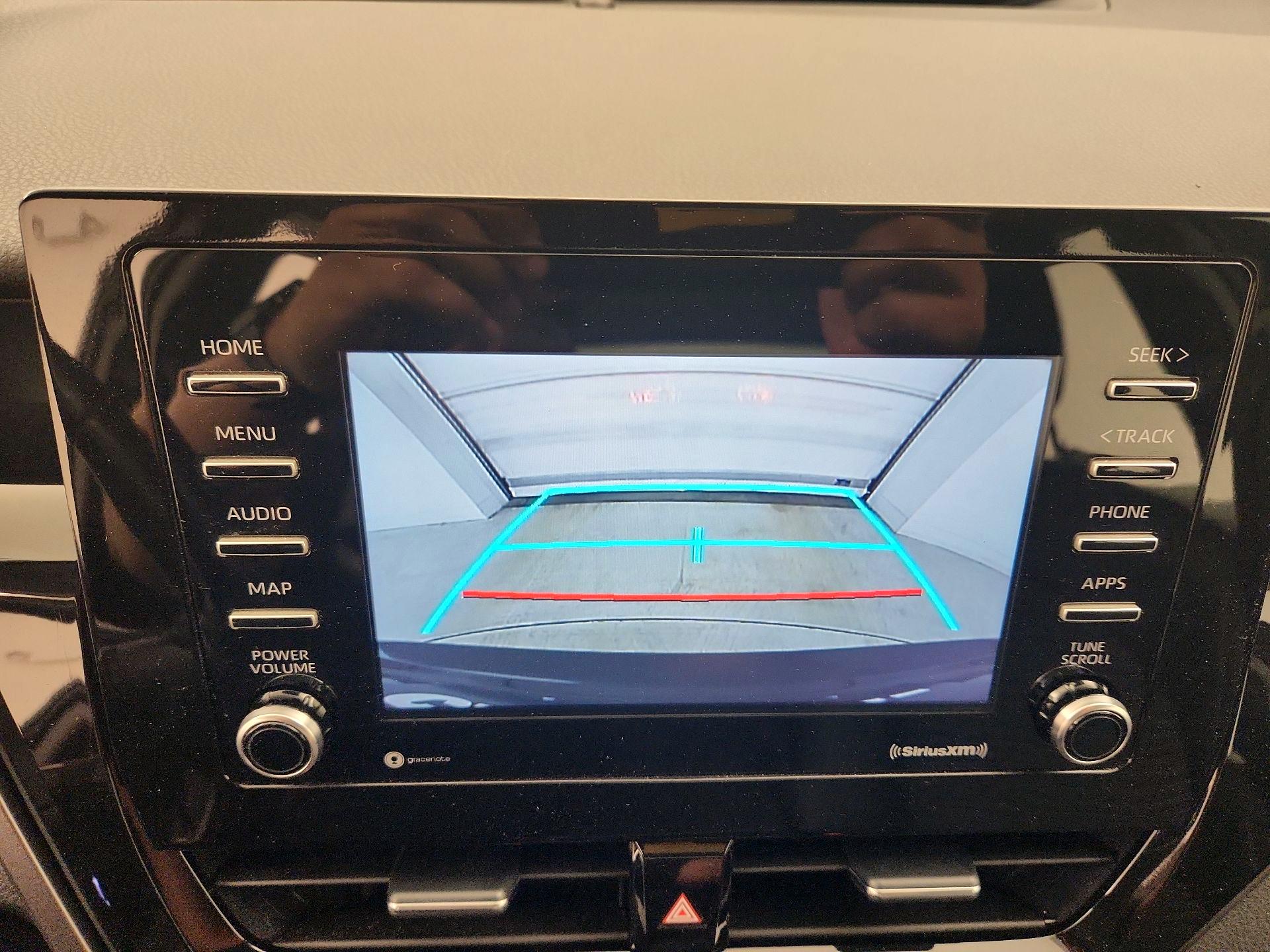 Thumbnail: 2021 Toyota Camry - 14