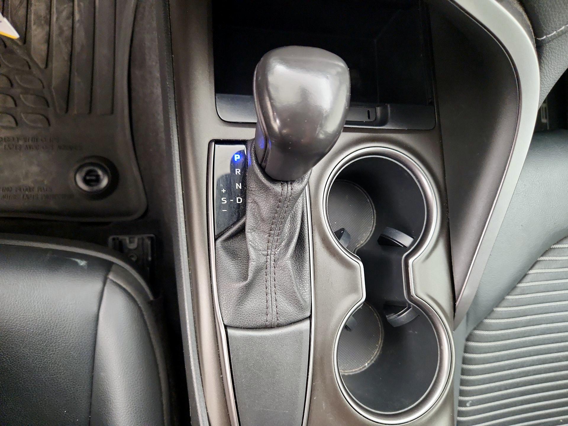 Thumbnail: 2021 Toyota Camry - 17