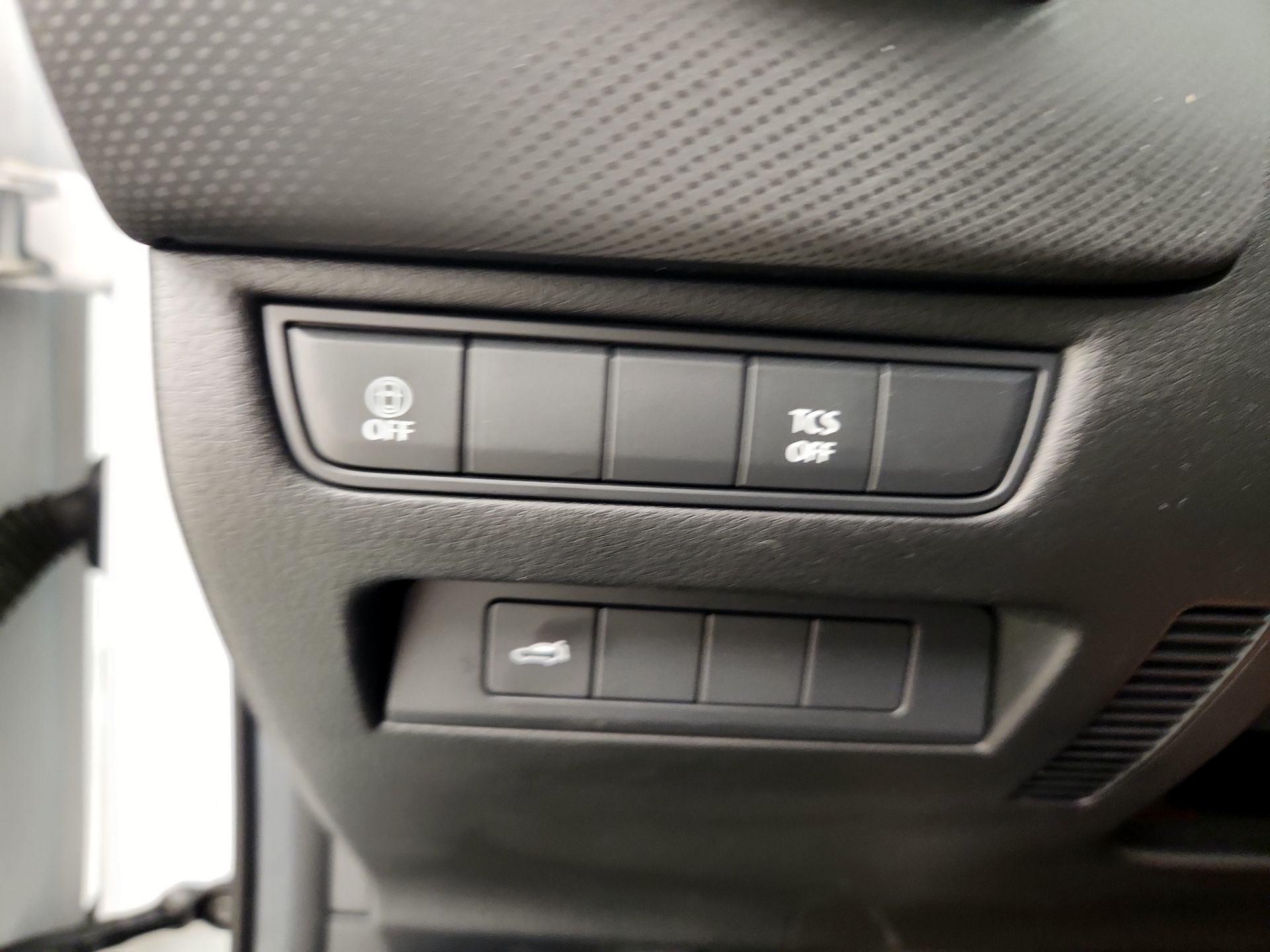 Thumbnail: 2025 Mazda CX-50 - 13