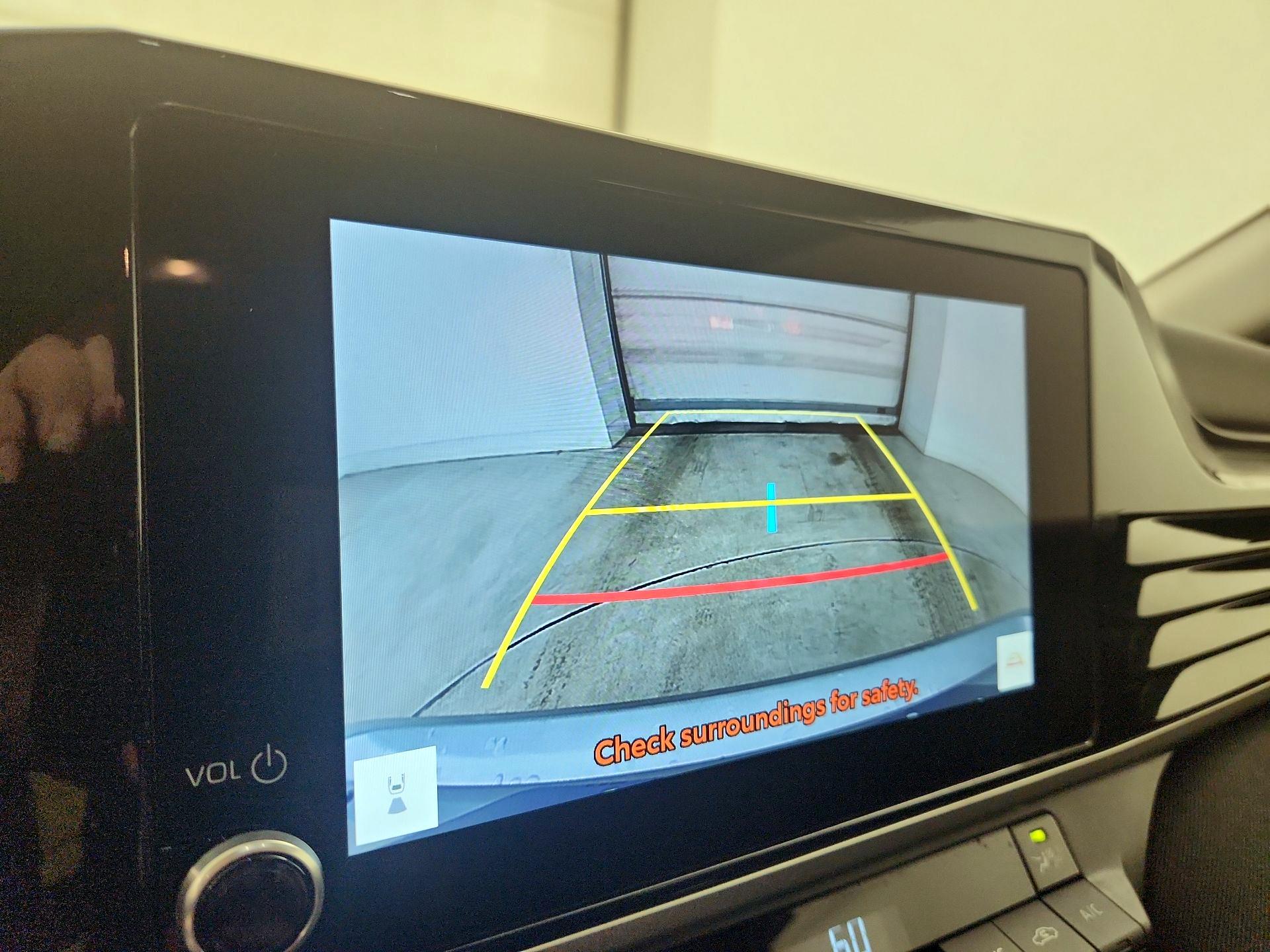 Thumbnail: 2025 Toyota Camry - 13