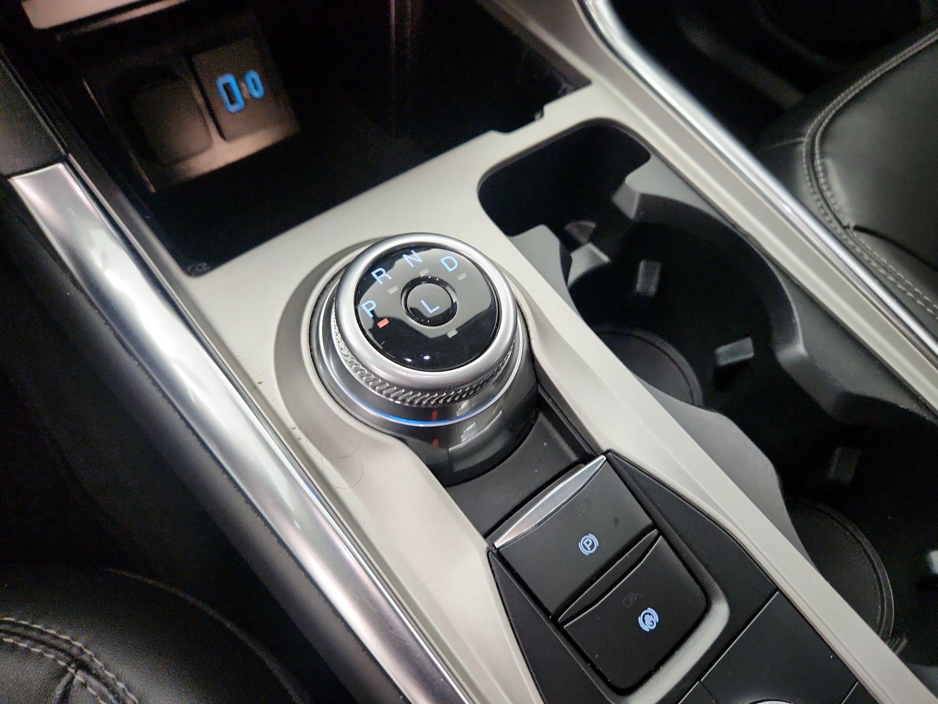 Thumbnail: 2023 Ford Explorer - 17