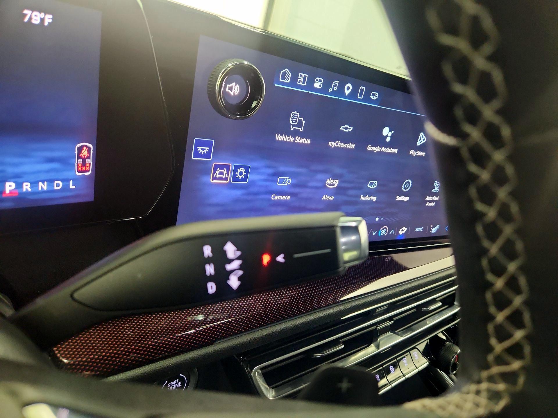 Thumbnail: 2025 Chevrolet Traverse - 17