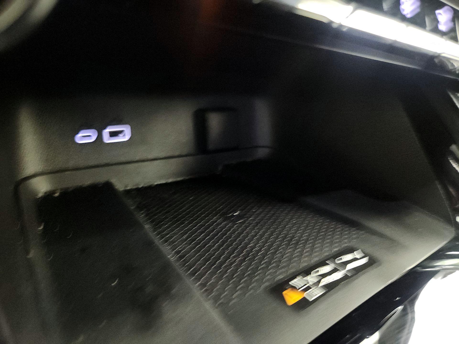 Thumbnail: 2025 Chevrolet Traverse - 18